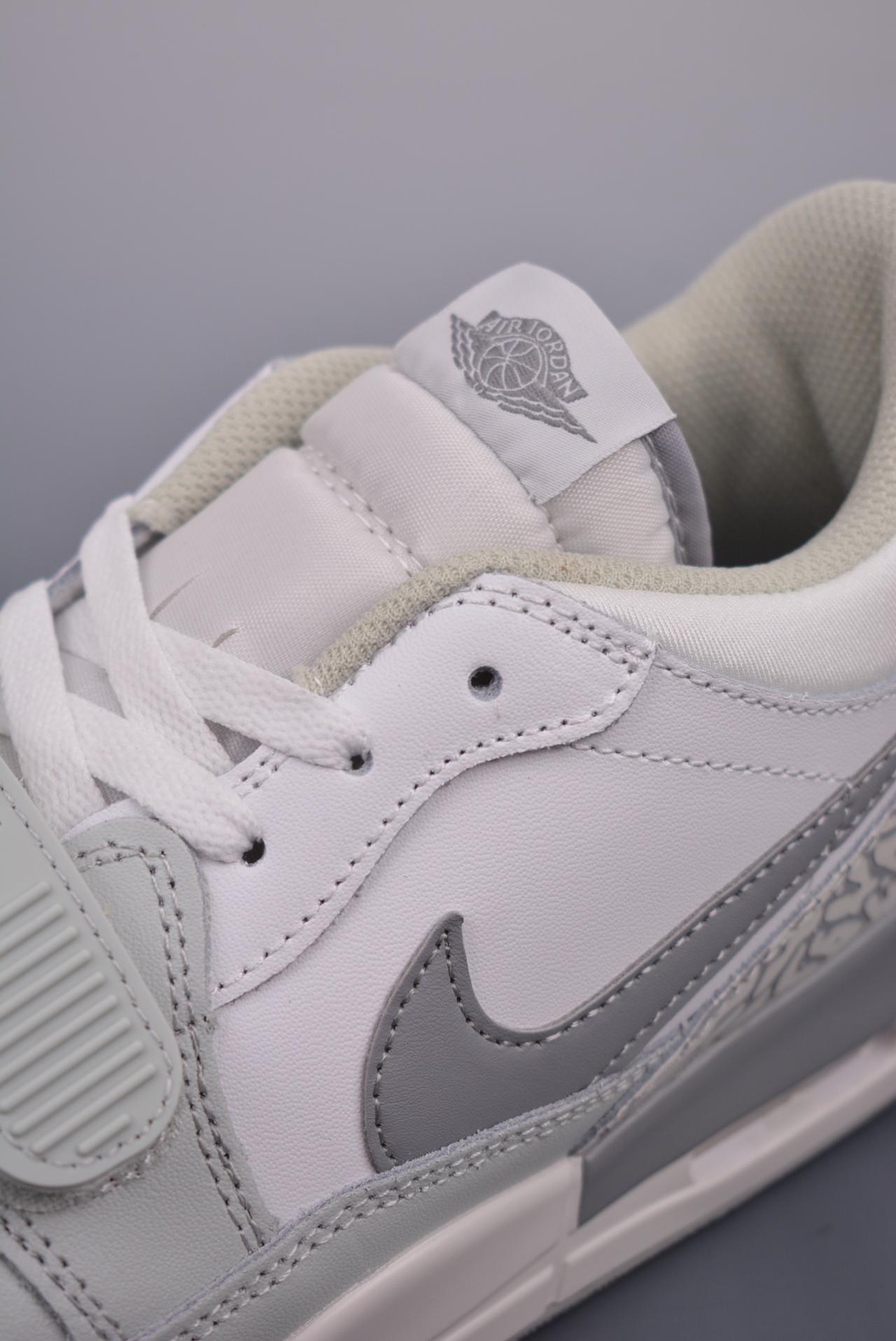 运动鞋, Air Jordan 3, Air Jordan 1 - Air Jordan Legacy 312 经典配色 高帮运动鞋 官方货号：FV8115 101SL