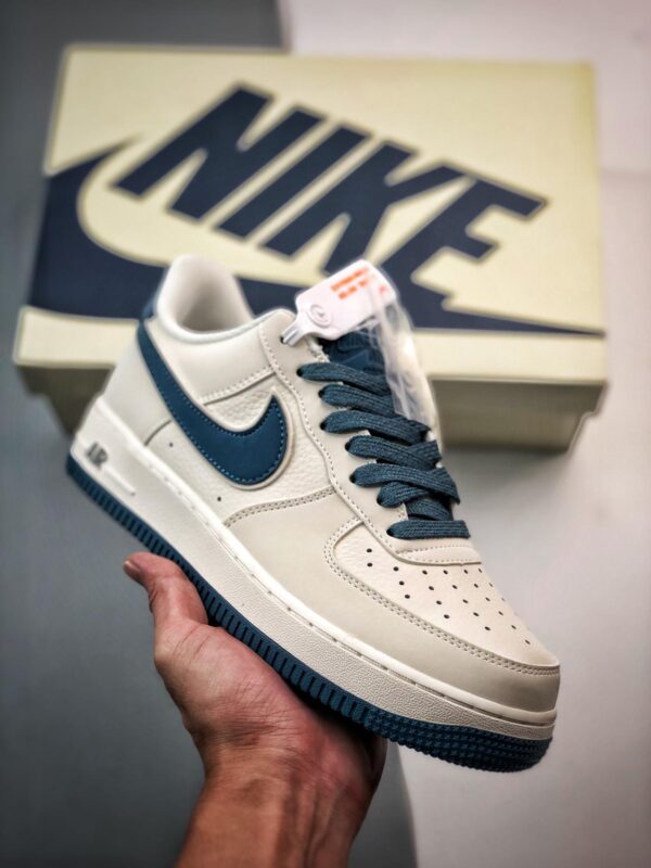 运动鞋, 满天星, KD, Air Force 1 - Air Force 1 '07 Low 米藏青满天星 鞋帮高度低帮 颜色米色 货号：GL6835-012