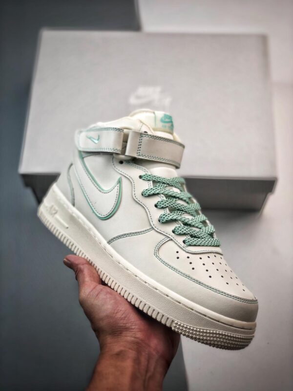 运动鞋, NIke Air Force 1 '07, Nike Air Force 1, Nike, Air Force 1 - Nike Air Force 1 '07 Mid 兔八哥炫绿3M 高帮运动鞋 货号：BY6899-695