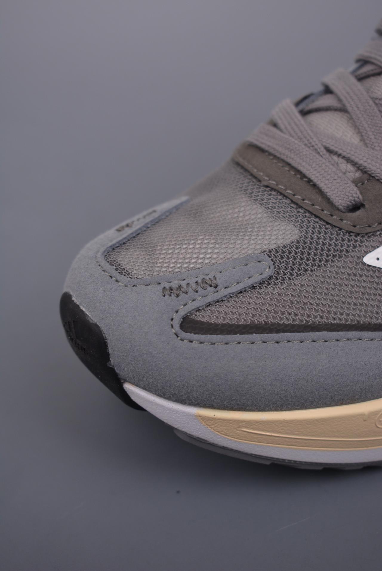 跑鞋, 跑步鞋, adidas Adizero - Adidas Adizero Boston 11 超轻发泡底 缓震透气跑步鞋 鞋帮高度：未提及 颜色：未提及 货号：GV7068JS