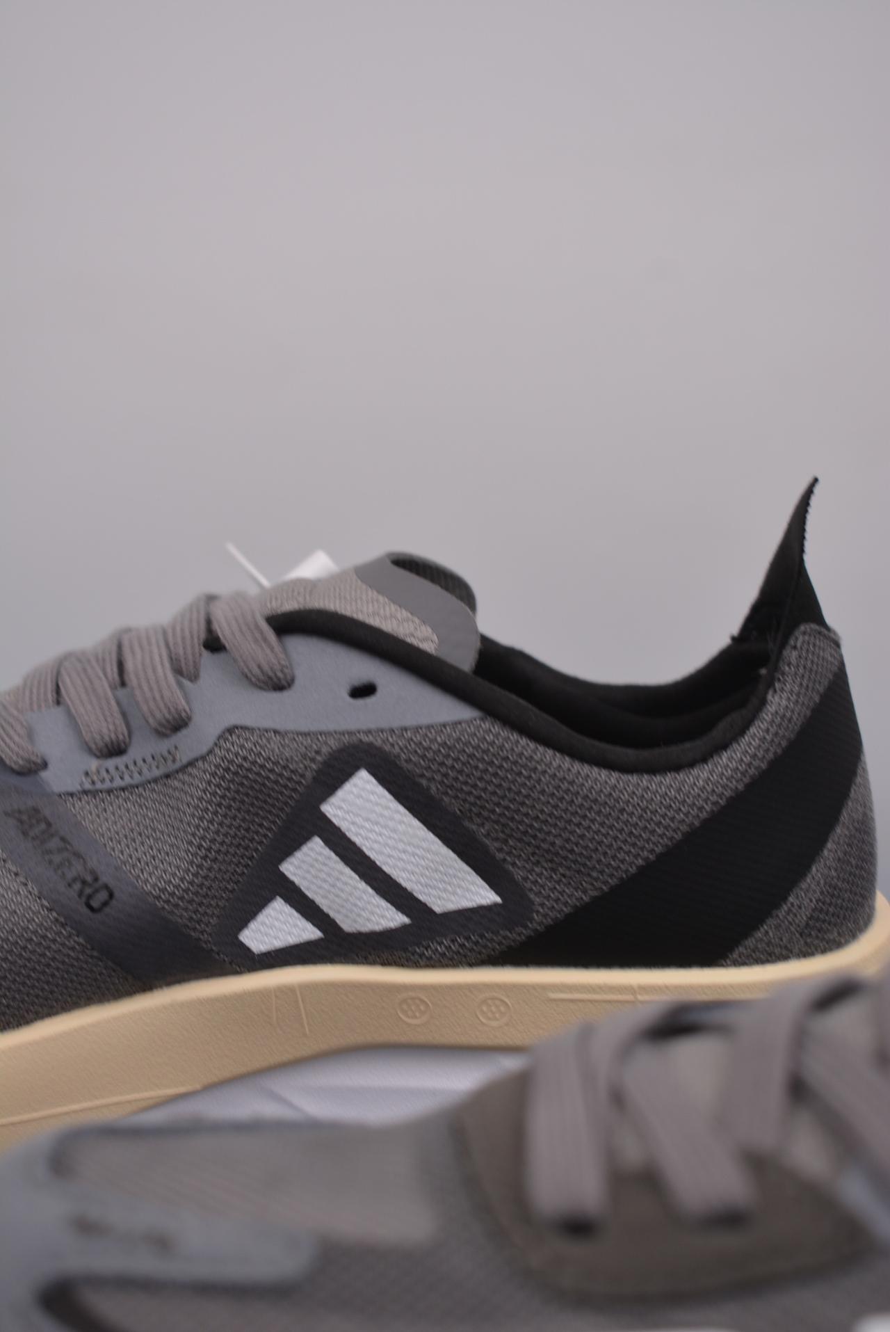 跑鞋, 跑步鞋, adidas Adizero - Adidas Adizero Boston 11 超轻发泡底 缓震透气跑步鞋 鞋帮高度：未提及 颜色：未提及 货号：GV7068JS