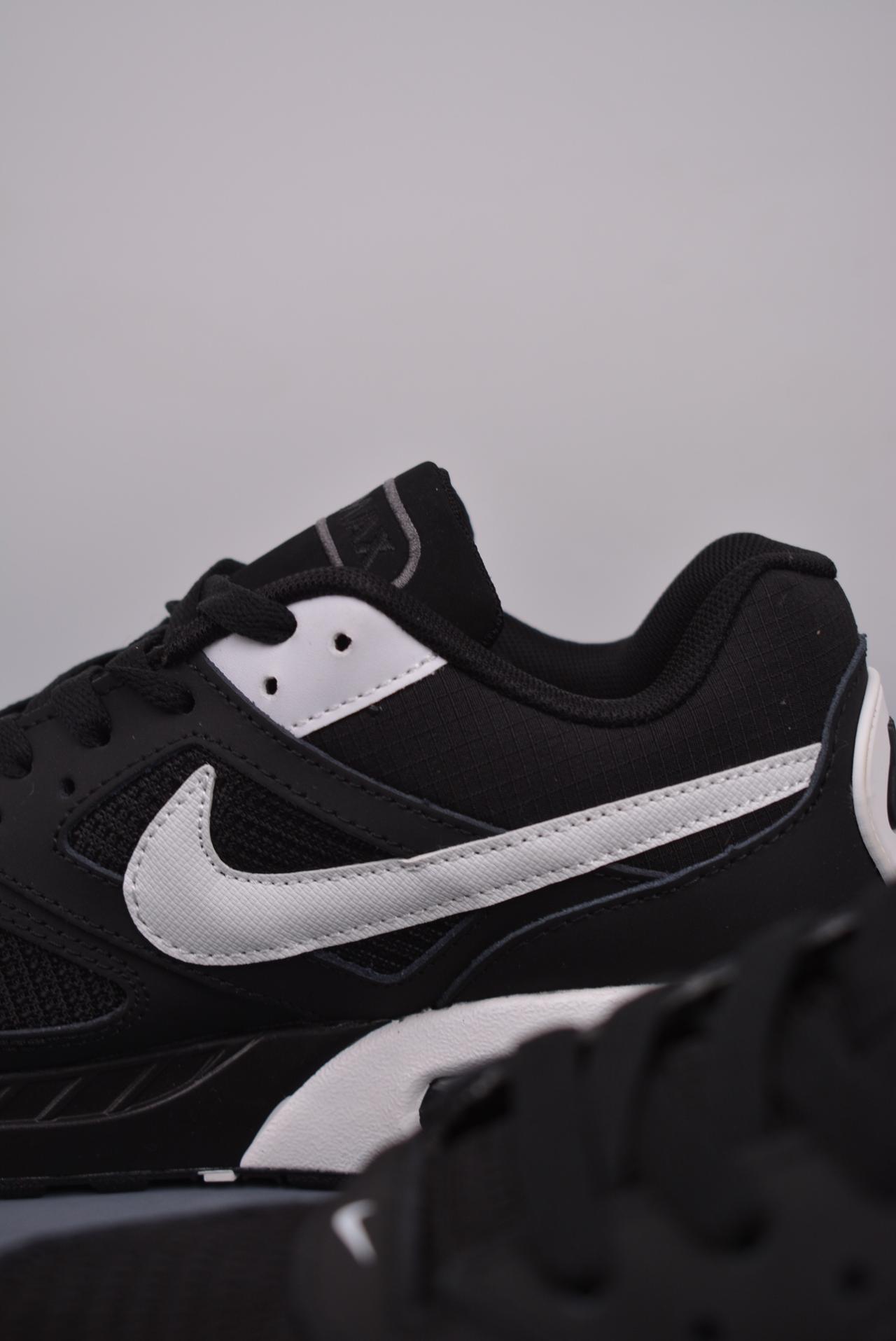 运动鞋, 跑鞋 - NIKE Air Max Ivo 耐克 Air Max Ivo 复古小气垫跑鞋 高帮 深厚的历史渊源 独特的流线形设计 官方货号：580518 011GF