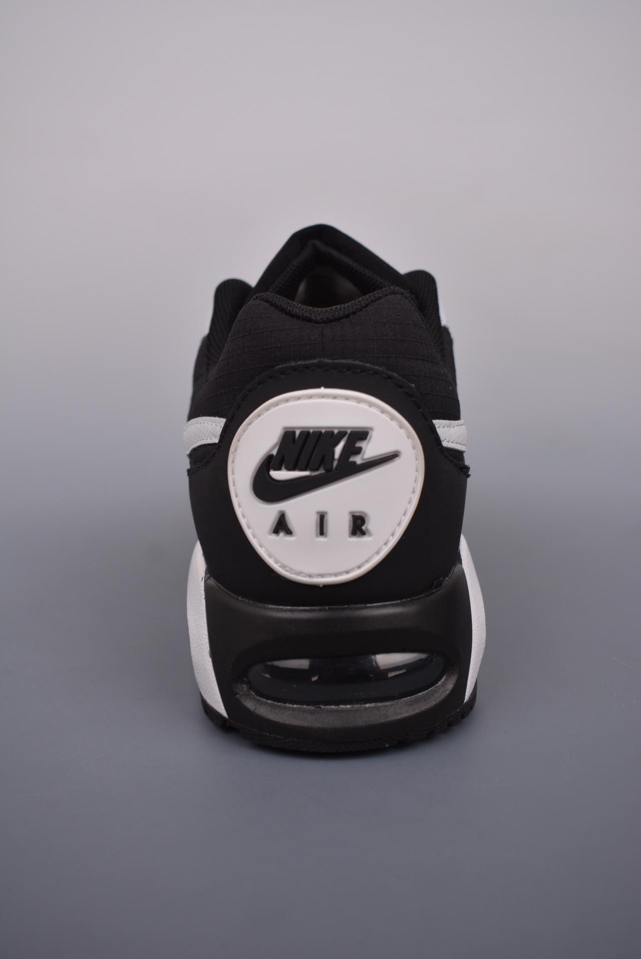 运动鞋, 跑鞋 - NIKE Air Max Ivo 耐克 Air Max Ivo 复古小气垫跑鞋 高帮 深厚的历史渊源 独特的流线形设计 官方货号：580518 011GF