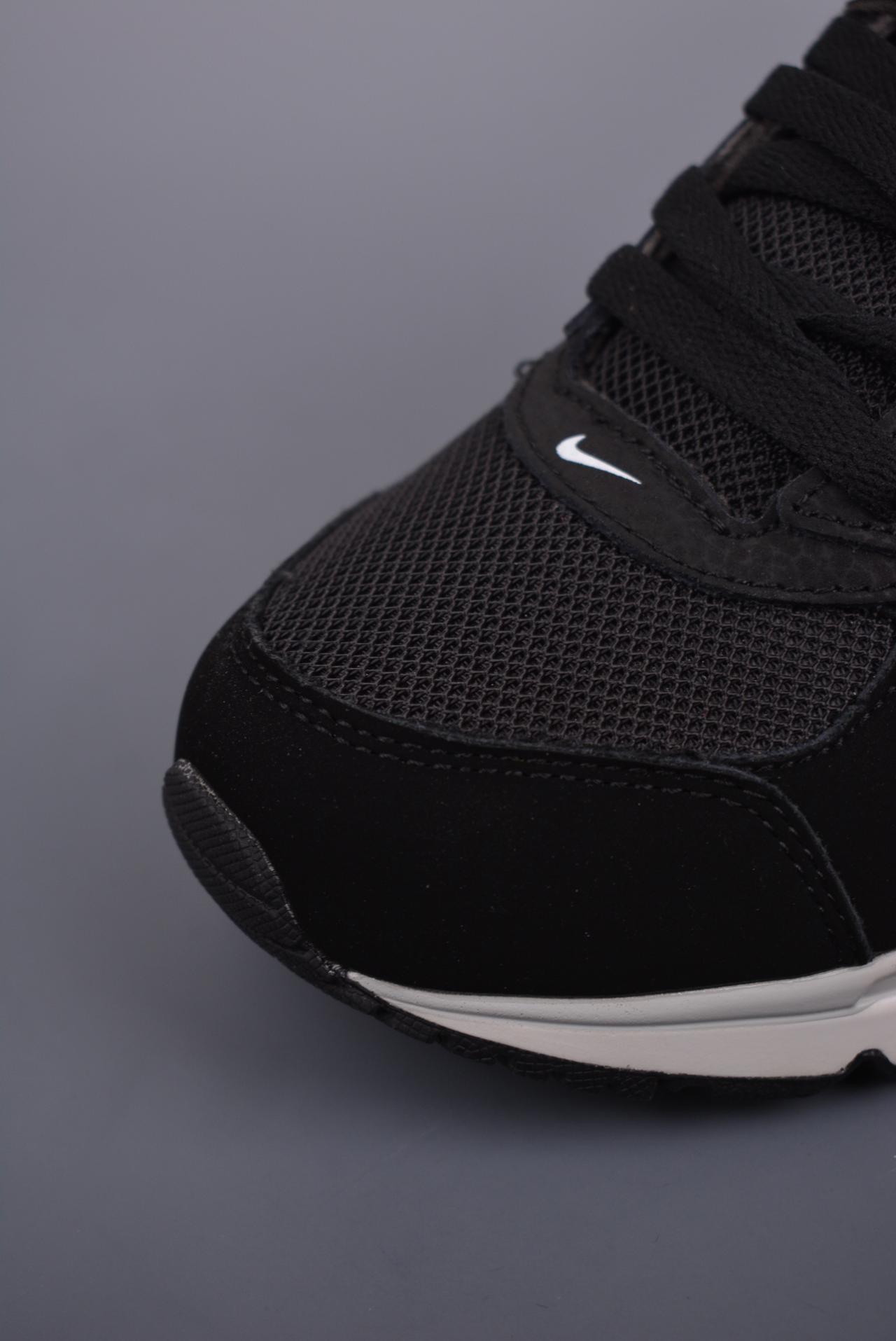 运动鞋, 跑鞋 - NIKE Air Max Ivo 复古 小气垫跑鞋 高帮 深厚的历史渊源 独特的流线形设计 灰色 官方货号: 580518 016GF 尺码：36 36.5 37.5 38 38.5 39 40 40.5 41 42 42.5 43 44 44.5 45
