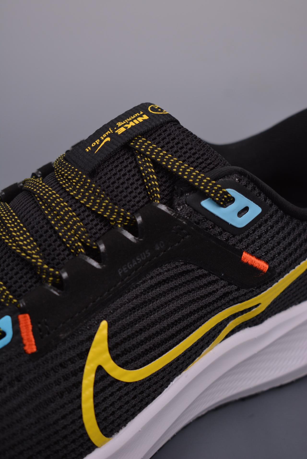 运动鞋, 篮球鞋, 球鞋 - Air Zoom Pegasus 40飞马系列 高帮 篮球鞋 灰色 货号：DV3854 002DX