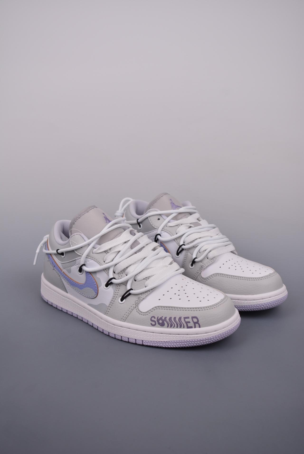 运动鞋, 解构, 板鞋, 休闲板鞋, AJ1, Air Jordan 1 Low, Air Jordan 1 - Air Jordan 1 Low 解构抽绳低帮 AJ1乔1低帮休闲板鞋 同步官方配色 市场唯一独家头层皮打造 原鞋原档案开发 原厂皮料 原档冲孔鞋头 正确满胶鞋垫 四线拉帮 原厂织唛标 鞋舌高弹海绵填充 官方货号：DC0774 501B