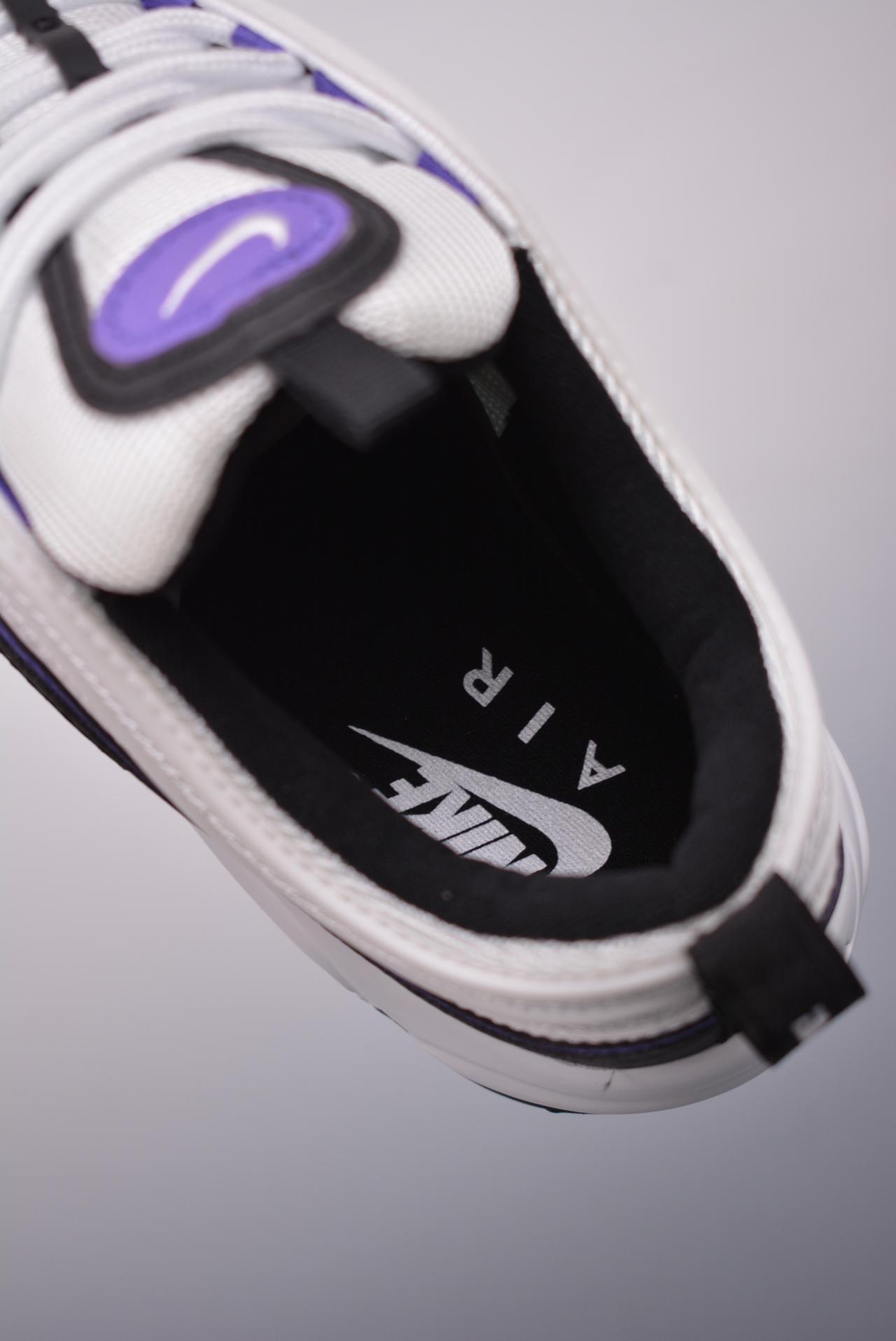 运动鞋, 服装, Air Max 97 - NK Air Max 97 黑白紫 鞋子类型：子弹拆解原鞋 鞋帮高度：全市场最强版本 颜色：黑白紫 货号：921826 109Q 尺码： 39 40 40.5 41 42 42.5 43 44 44.5 45