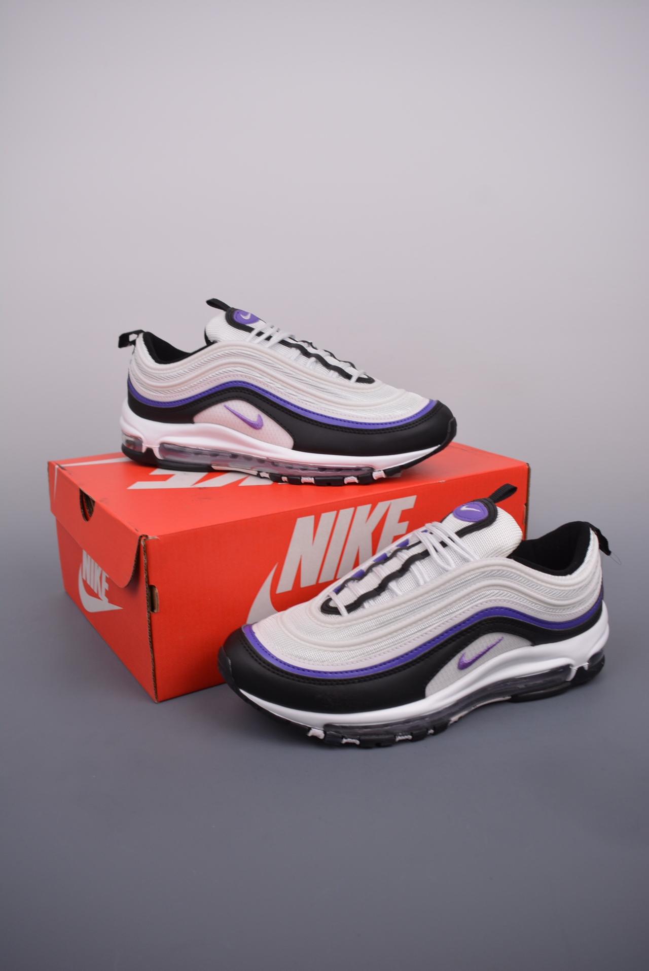 运动鞋, 服装, Air Max 97 - NK Air Max 97 黑白紫 鞋子类型：子弹拆解原鞋 鞋帮高度：全市场最强版本 颜色：黑白紫 货号：921826 109Q 尺码： 39 40 40.5 41 42 42.5 43 44 44.5 45
