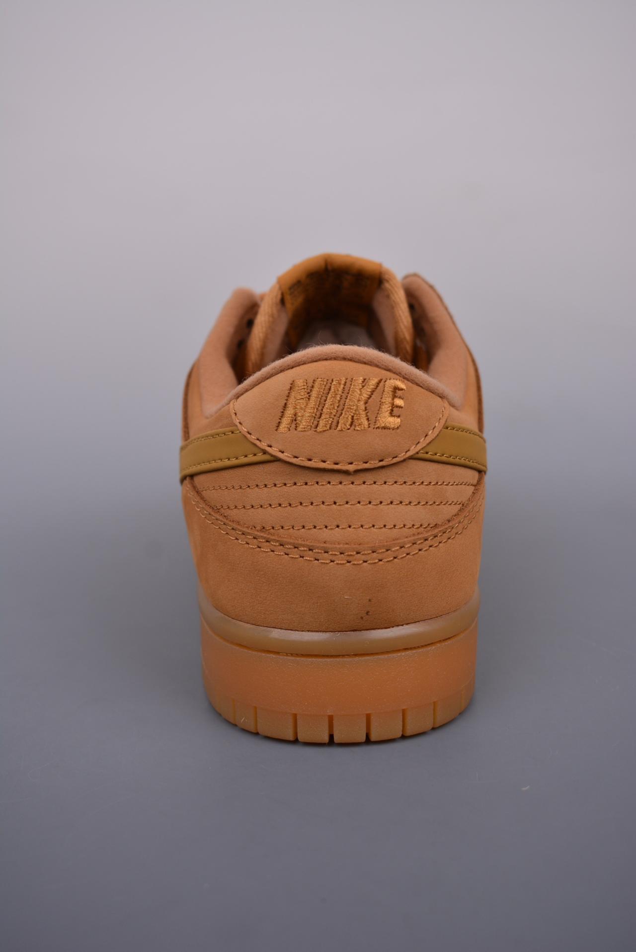运动鞋, 篮球鞋, 球鞋, SB Dunk Low, Nike SB Dunk Low - Nike SB Dunk Low 小麦 鞋款 CJ9179 200HS 尺码：36 36.5 37.5 38 38.5 39 40 40.5 41 42 42.5 43 44 44.5 45