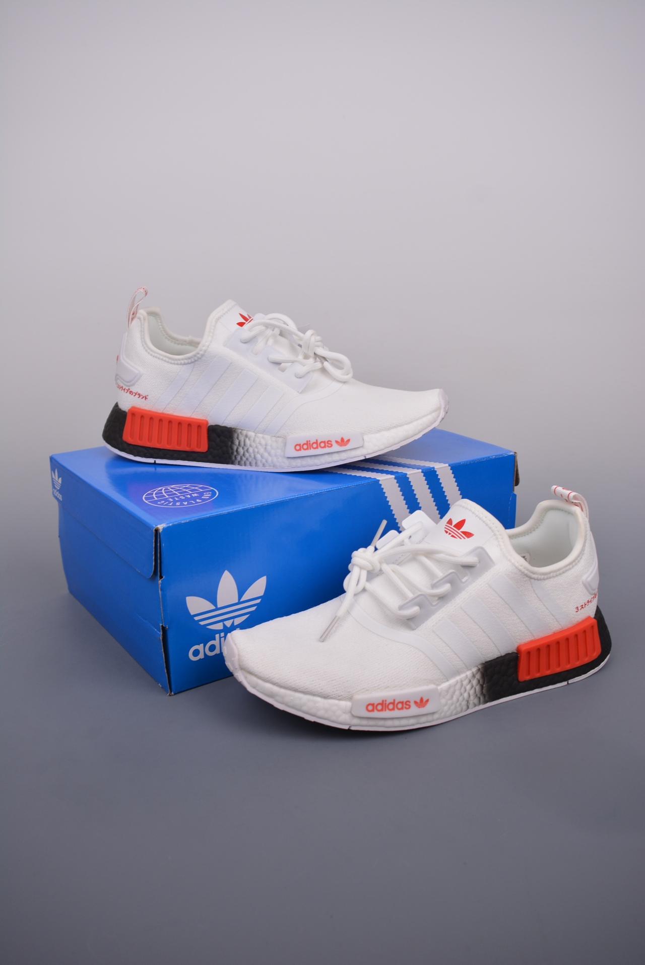 - Adidas NMD _R1 透气网面虎扑版本 专柜同步上架现货仓储全年稳定现货供应原装进口Boost原料永不发黄氧化官方货号: GZ9263DD