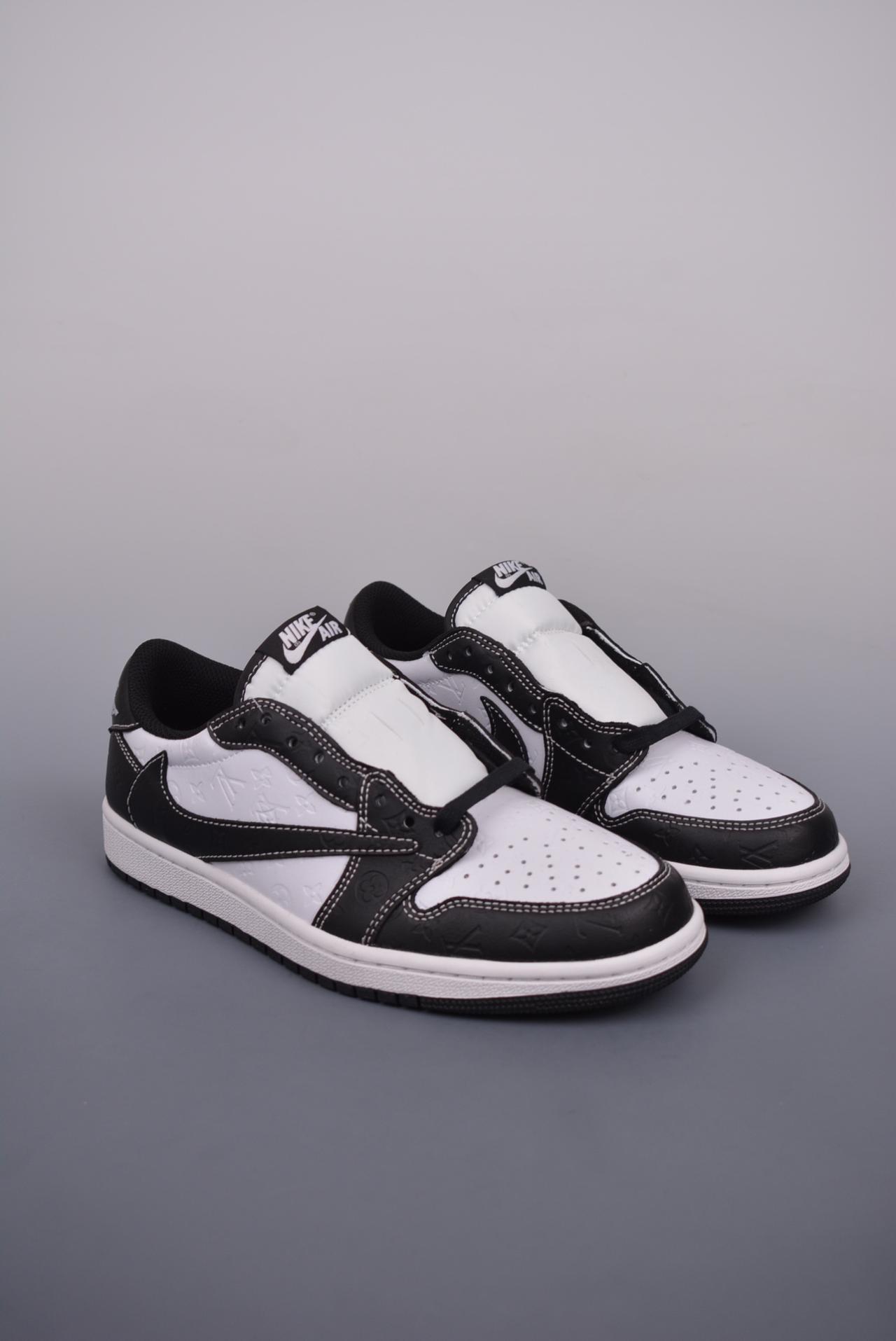 运动鞋, 服装, 倒钩, Air Jordan 1 Low, Air Jordan 1 - Fragment x Travis Scott x Air Jordan 1 Low 三方联名倒钩 蓝色 倒钩鞋 官方货号：DM7866 101NCC