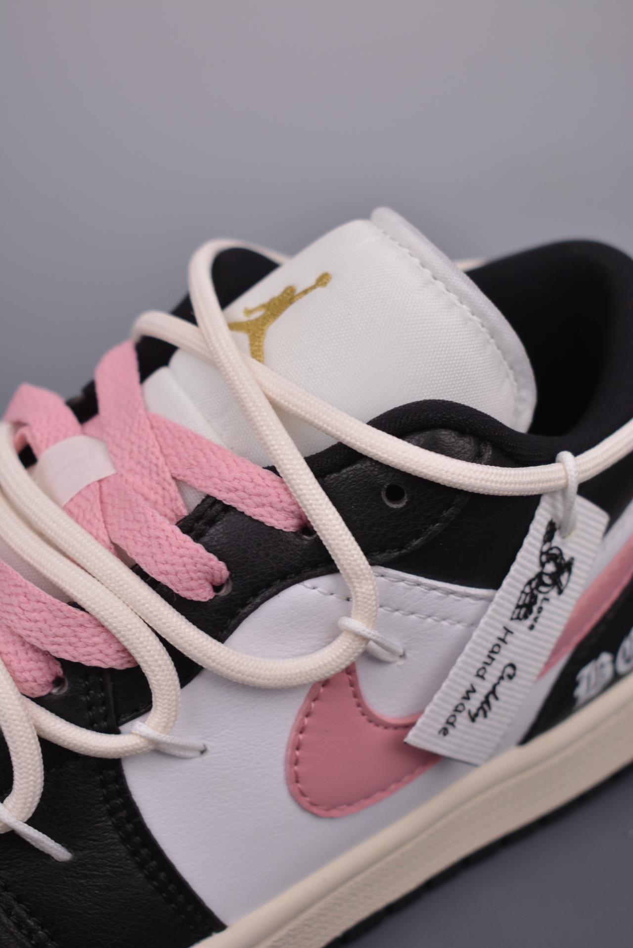 解构, 板鞋, 休闲板鞋, AJ1, Air Jordan 1 Low, Air Jordan 1 - Air Jordan 1 Low 解构抽绳低帮
AJ1乔1低帮休闲板鞋
官方货号：DC0774 200B