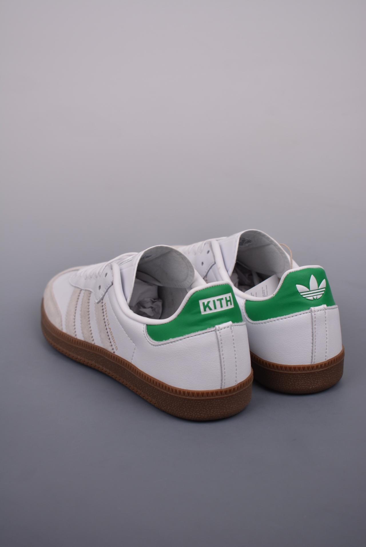 运动鞋, adidas Samba, adidas - Adidas Samba OG 桑巴纪念日系列 低帮鞋 纪念日系列 真皮材质 翻毛皮拼接 鞋头 款号：FX5398XD