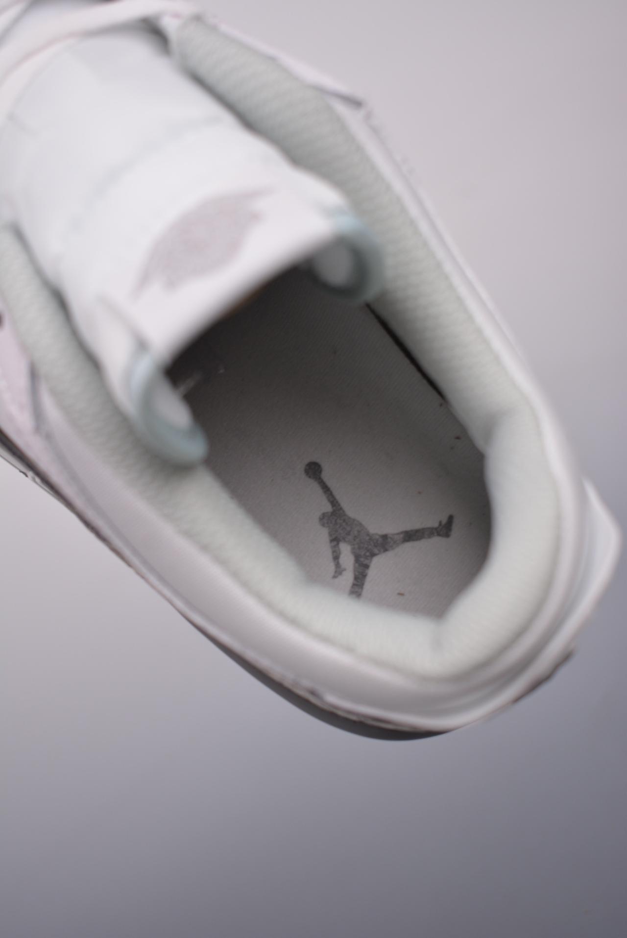 运动鞋, 篮球鞋, 球鞋, Air Jordan 3, Air Jordan 1 - Air Jordan Legacy 312 高帮篮球鞋 纯原版本 充正首选 颜色：101SL 货号：FV8115