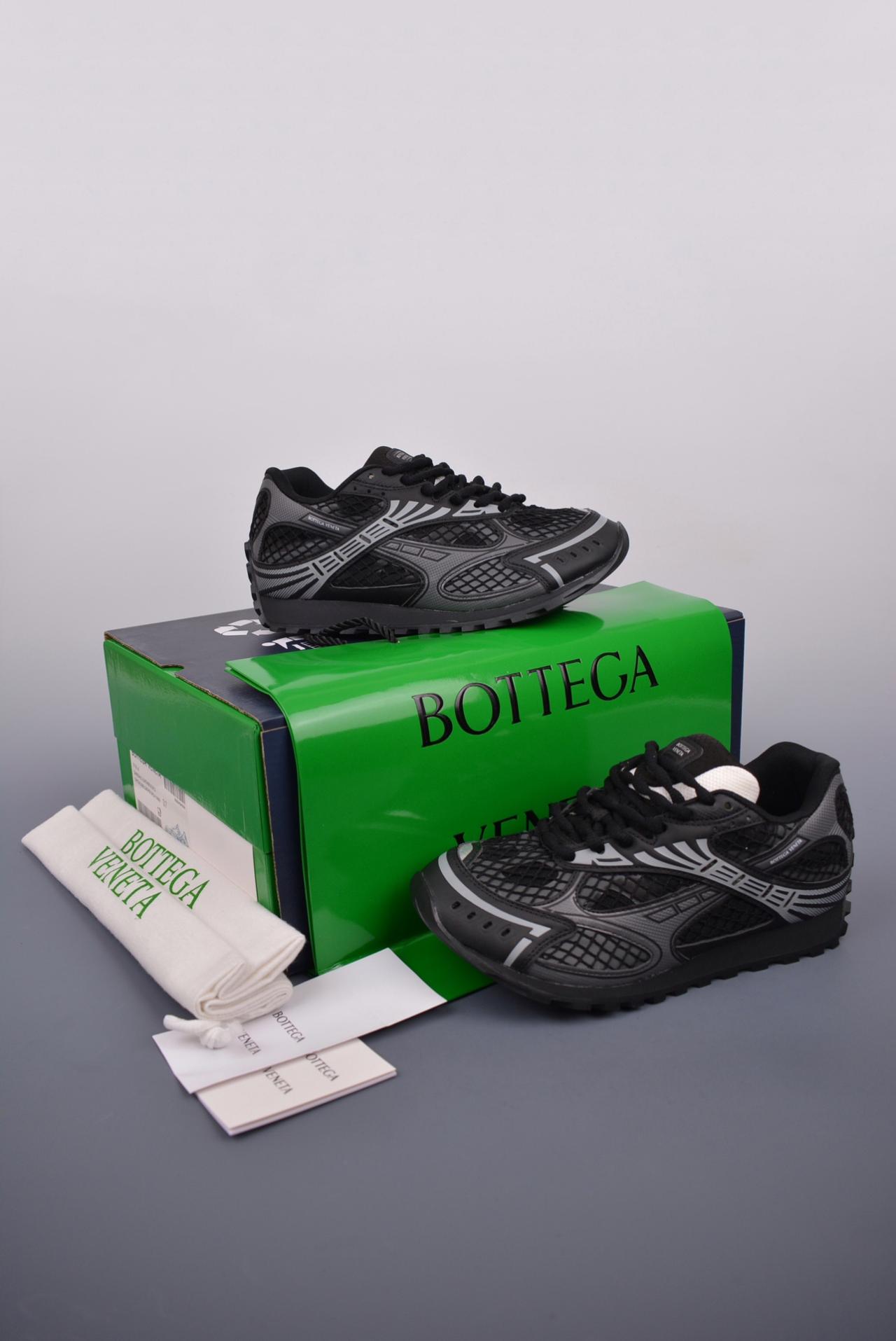 运动鞋 - Bottega Veneta BV23全新 Orbit设计师谢幕款 休闲 Runner运动鞋 银色