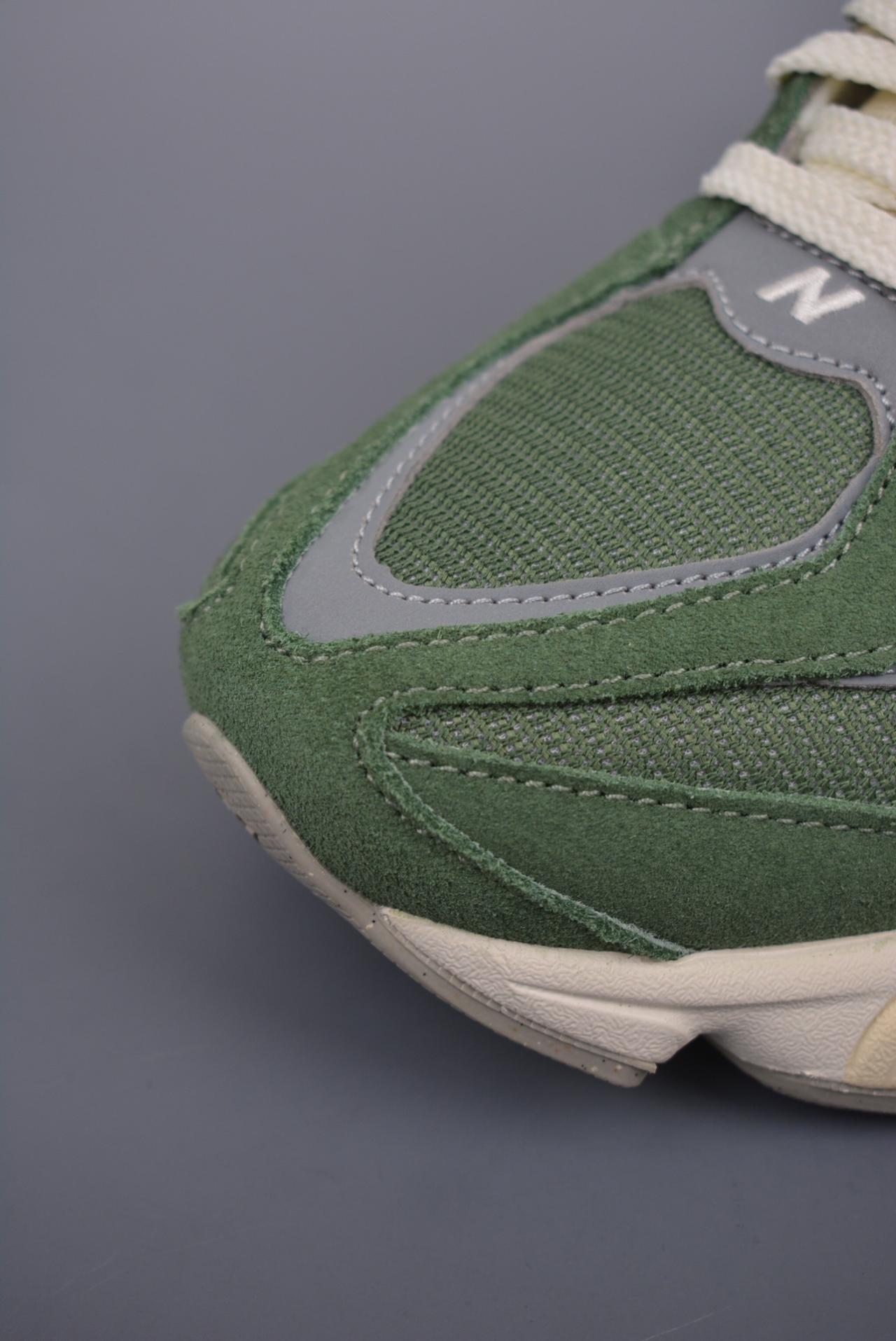 运动鞋, 跑鞋, 慢跑鞋, New Balance - Joe Freshgoods x New Balance NB9060 渠道纯原 联名款 复古休闲运动慢跑鞋 
官方货号: U9060VNGOD
尺码：36-46.5