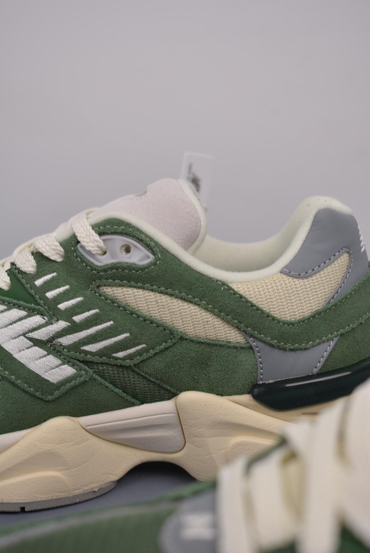 运动鞋, 跑鞋, 慢跑鞋, New Balance - Joe Freshgoods x New Balance NB9060 渠道纯原 联名款 复古休闲运动慢跑鞋 
官方货号: U9060VNGOD
尺码：36-46.5