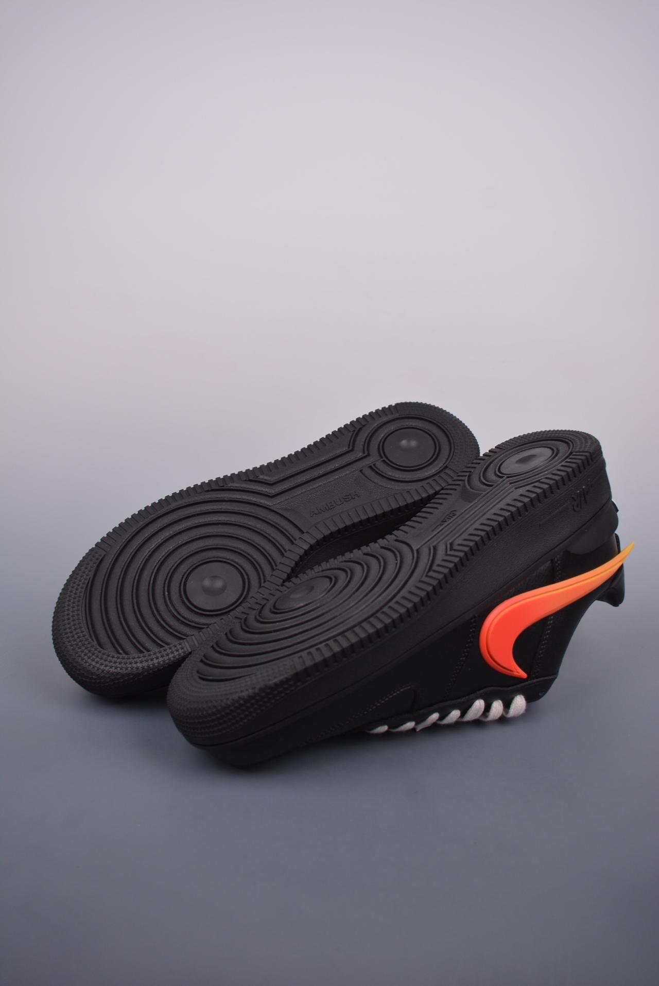 篮球鞋, 球鞋, Nike Air Force 1 Low, Nike Air Force 1, Air Force 1 Low, Air Force 1 - Nike Air Force 1 Low AMBUSH联名 高帮篮球鞋 白色 货号：DV3464 001DX