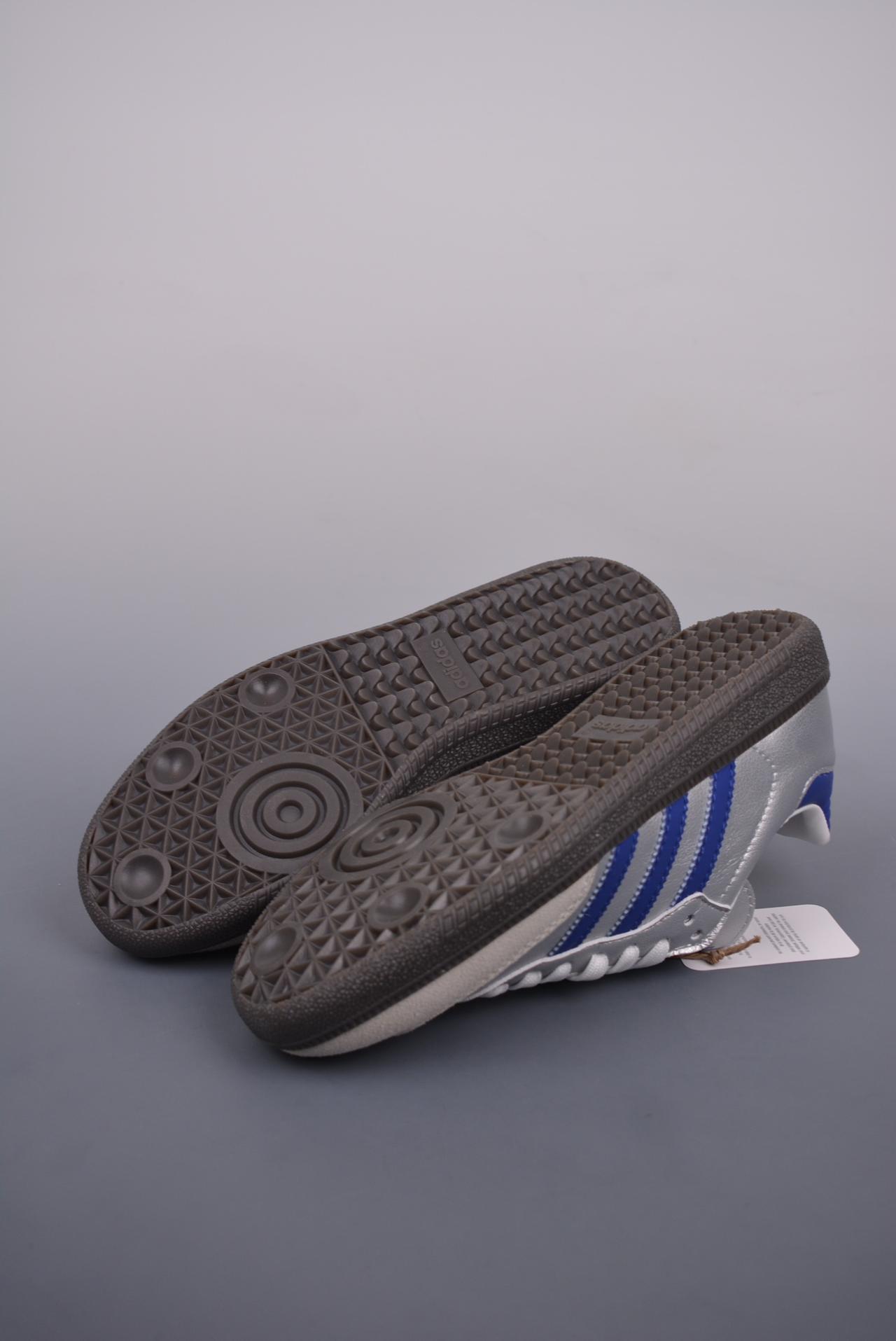 运动鞋, 三叶草, adidas Samba, adidas - Adidas Samba OG 三叶草 鞋帮高度：先行尝鲜版 颜色：桑巴纪念日系列 货号：IG1024HS