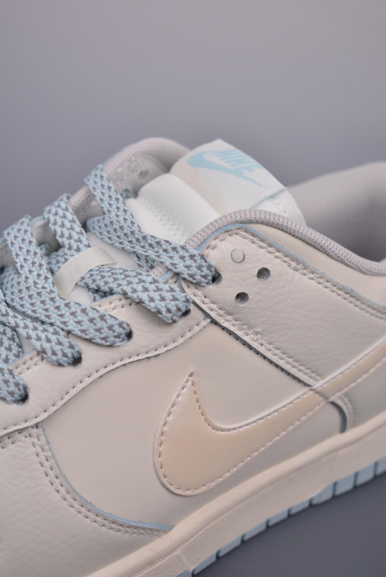 运动鞋, 篮球鞋, 球鞋, SB Dunk Low, Nike SB Dunk Low - Nike SB Dunk Low 珠光蓝配色 高帮篮球鞋 皮料切割干净无任何毛边 颜色：珠光蓝 货号：KK0517 007JS