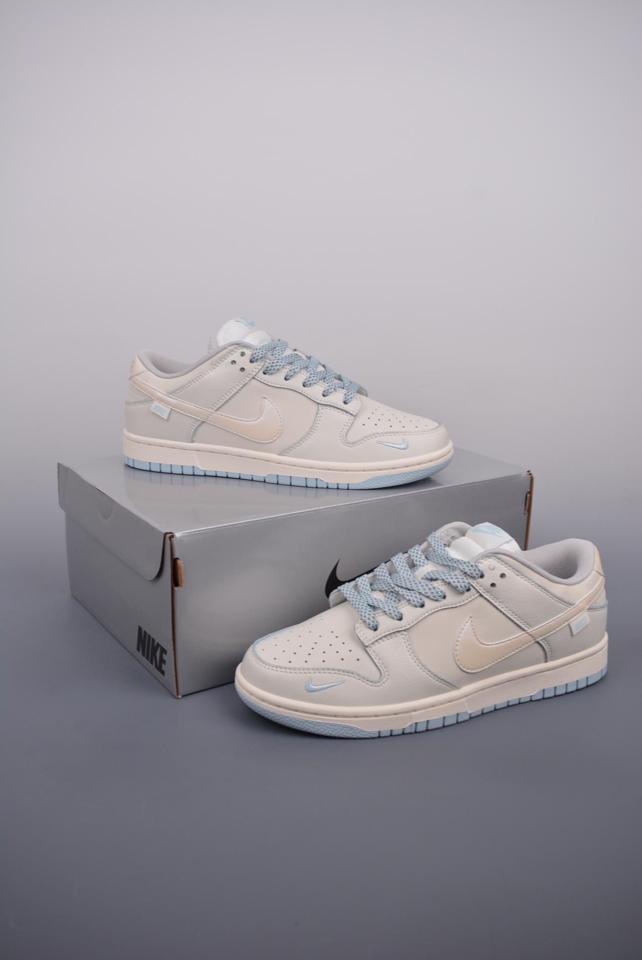 运动鞋, 篮球鞋, 球鞋, SB Dunk Low, Nike SB Dunk Low - Nike SB Dunk Low 珠光蓝配色 高帮篮球鞋 皮料切割干净无任何毛边 颜色：珠光蓝 货号：KK0517 007JS