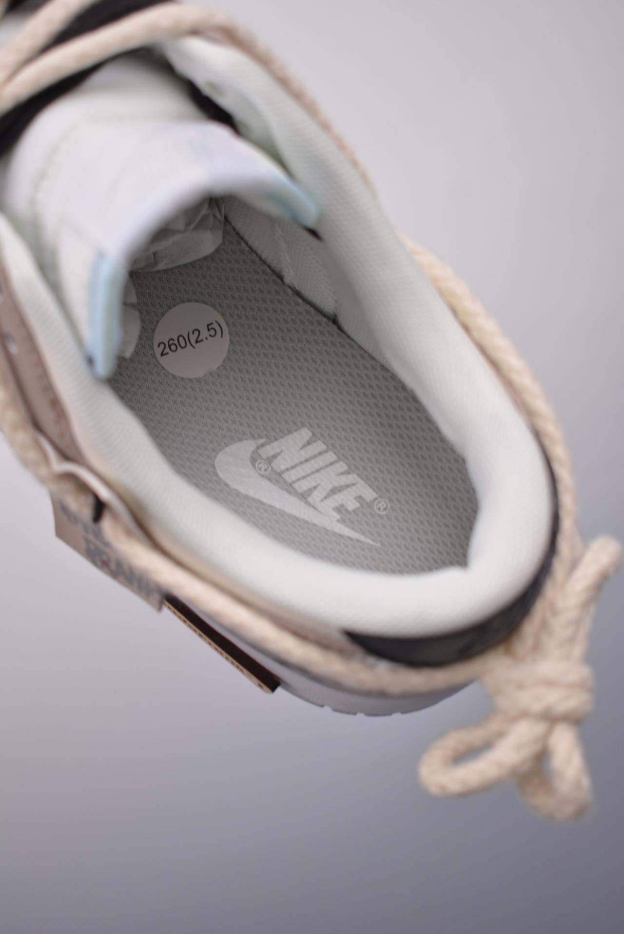 解构, 篮球鞋, 球鞋, SB Dunk Low, Nike SB Dunk Low - Nike SB Dunk Low 熊猫恶作剧 森林果实 解构抽绳鞋带 高帮篮球鞋 原装头层材料 纯原大厂出品 独家版型蒸餾加工 颜色：未提及 货号：DV0831 101JS 尺码：35.5 36 36.5 37.5 38 38.5 39 40 40.5 41 42 42.5 43 44 44.5 45