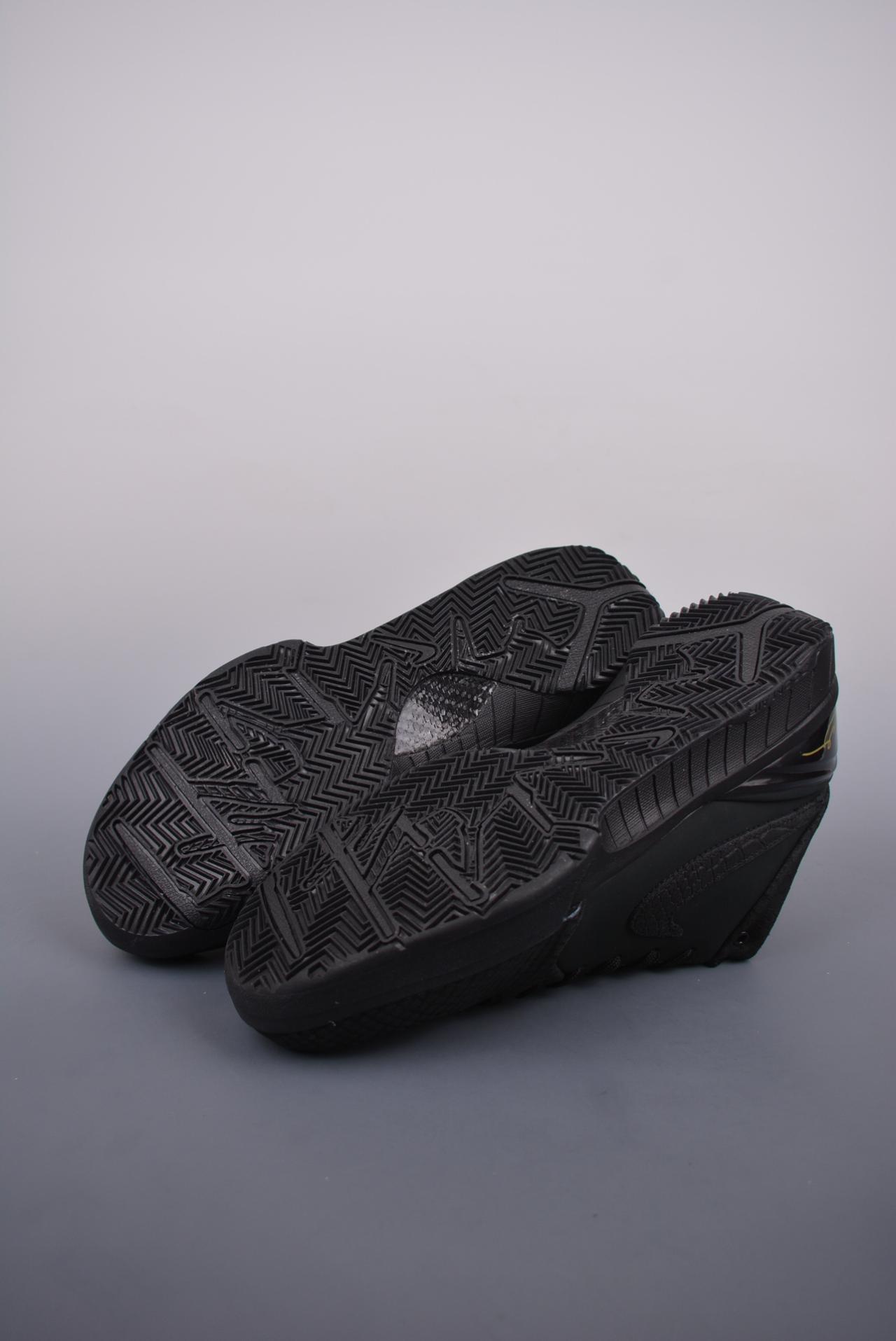 篮球鞋, 球鞋 - NIKE Kobe IV PROTRO 高帮篮球鞋 颜色：001XC 货号：FQ3544 尺码：40 40.5 41 42 42.5 43 44 44.5 45 46