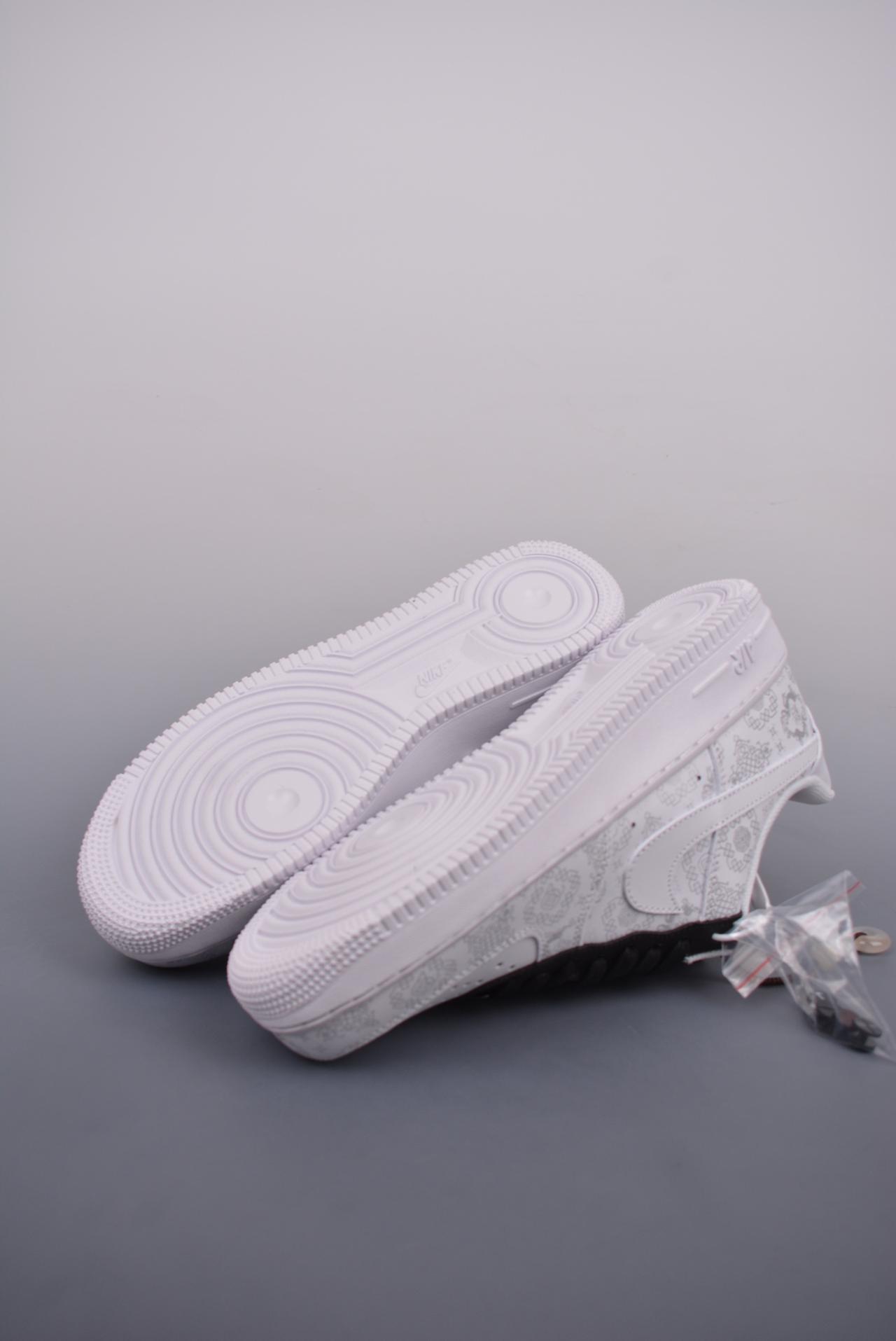 运动鞋, 篮球鞋, 球鞋, 服装, Air Force 1 Low, Air Force 1 - Air Force 1 Low Reacr Qs x CLOT 白丝绸 高帮 篮球鞋 货号：315166 100 3