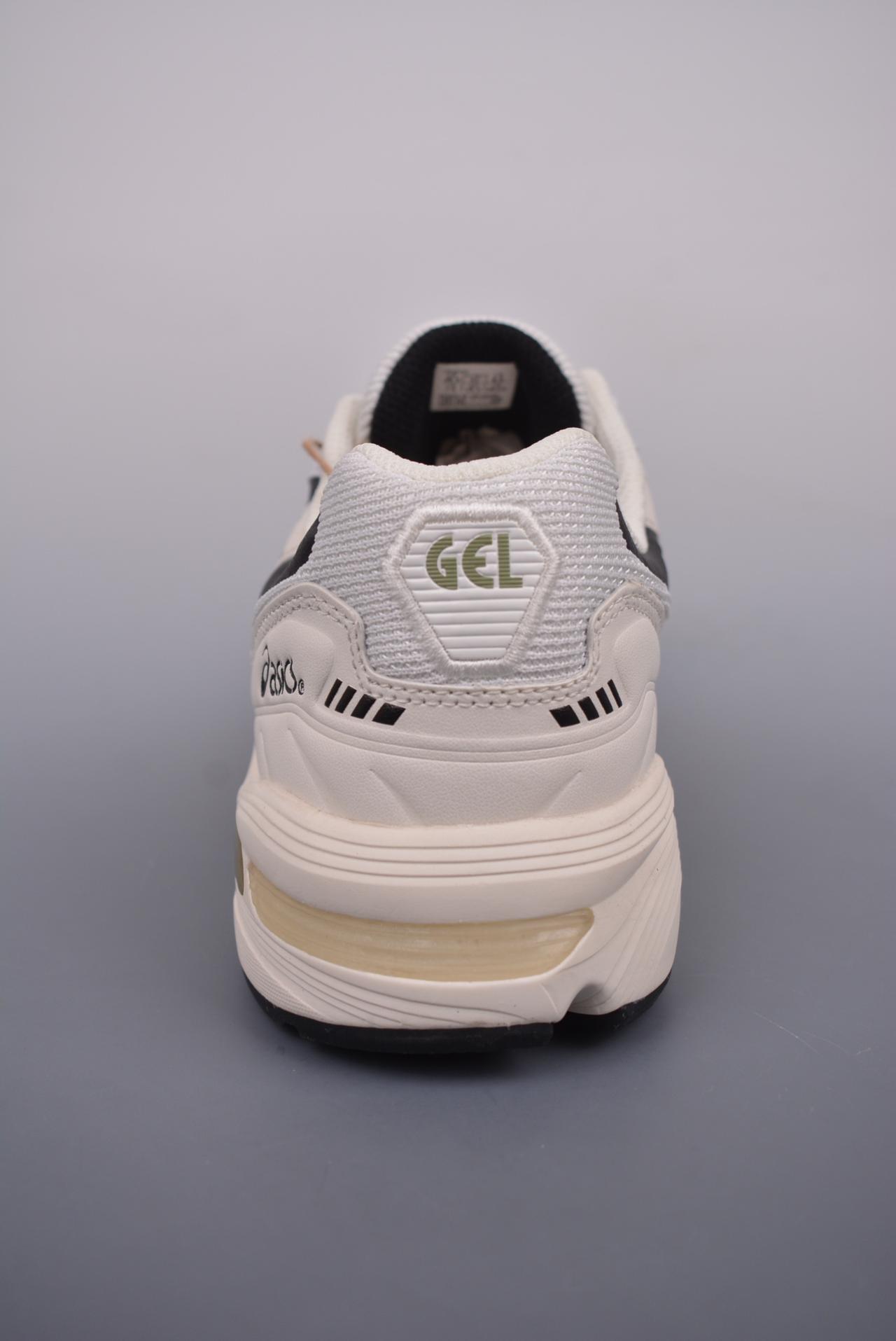 运动鞋, 跑鞋 - 亚瑟士 Gel-1090 运动休闲透气专业跑鞋，进口双层丝纤维工程网布鞋面，轻量舒适透气材质，中底3D可视GEL缓震胶效果，升级FLYTEFOAM BLAST全新缓震中底部位科技材质，官方货号为1203A243 028JS，尺码有36、37、37.5、38、39、39.5、40、40.5、41.5、42、42.5、43.5和44。