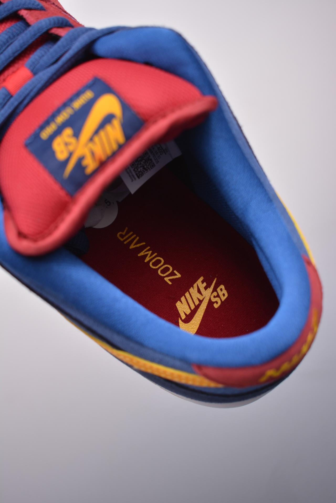 运动鞋, SB Dunk Low, Nike SB Dunk Low - Nike SB Dunk Low 巴塞罗那 鞋子类型：低帮 纯原大厂出品
颜色：巴塞罗那队标蓝橙色
货号：DJ0606 400JS
尺码：36 36.5 37.5 38 38.5 39 40 40.5 41 42 42.5 43 44 44.5 45 46 47.5