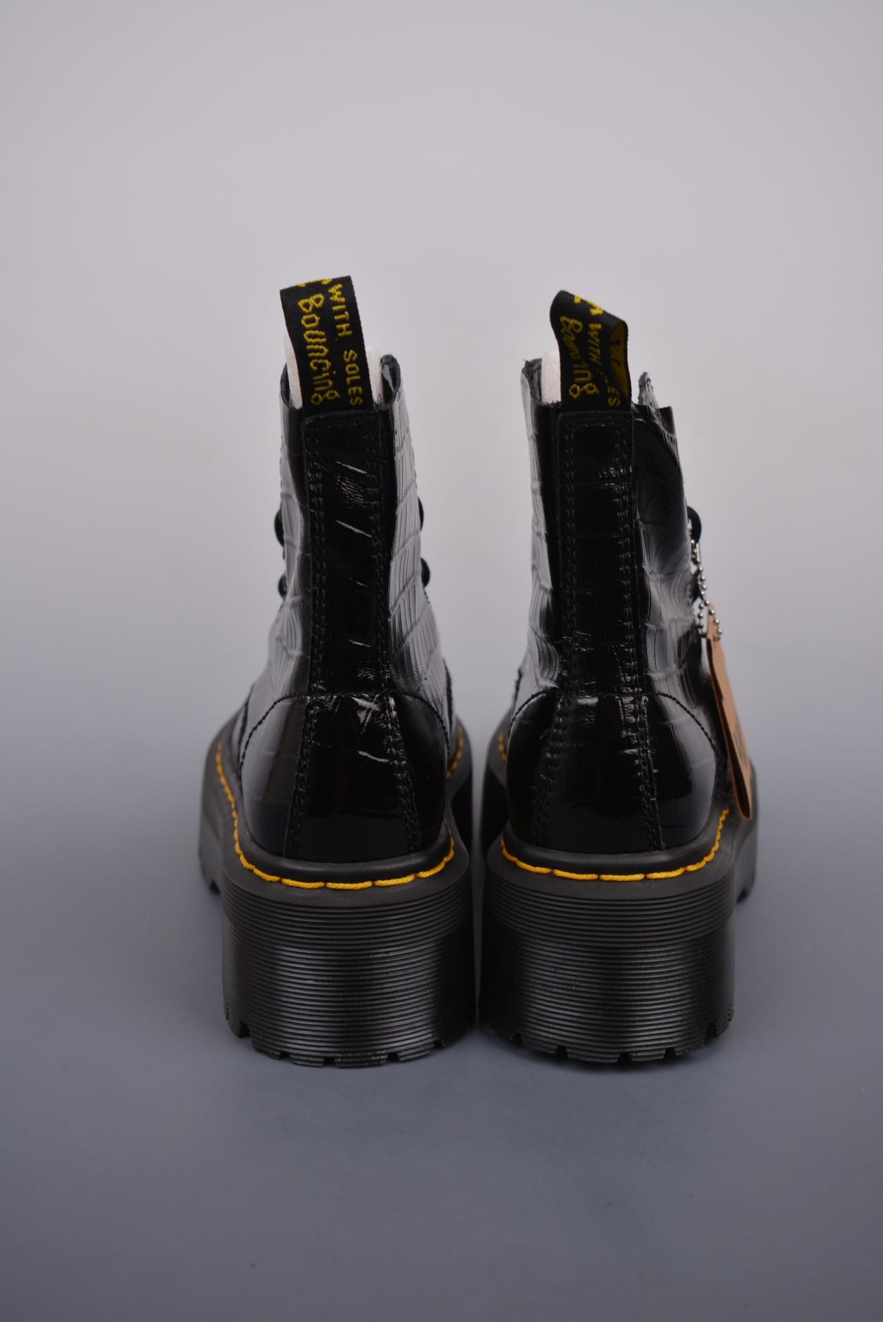 运动鞋 - Dr.martens 厚底马丁博士