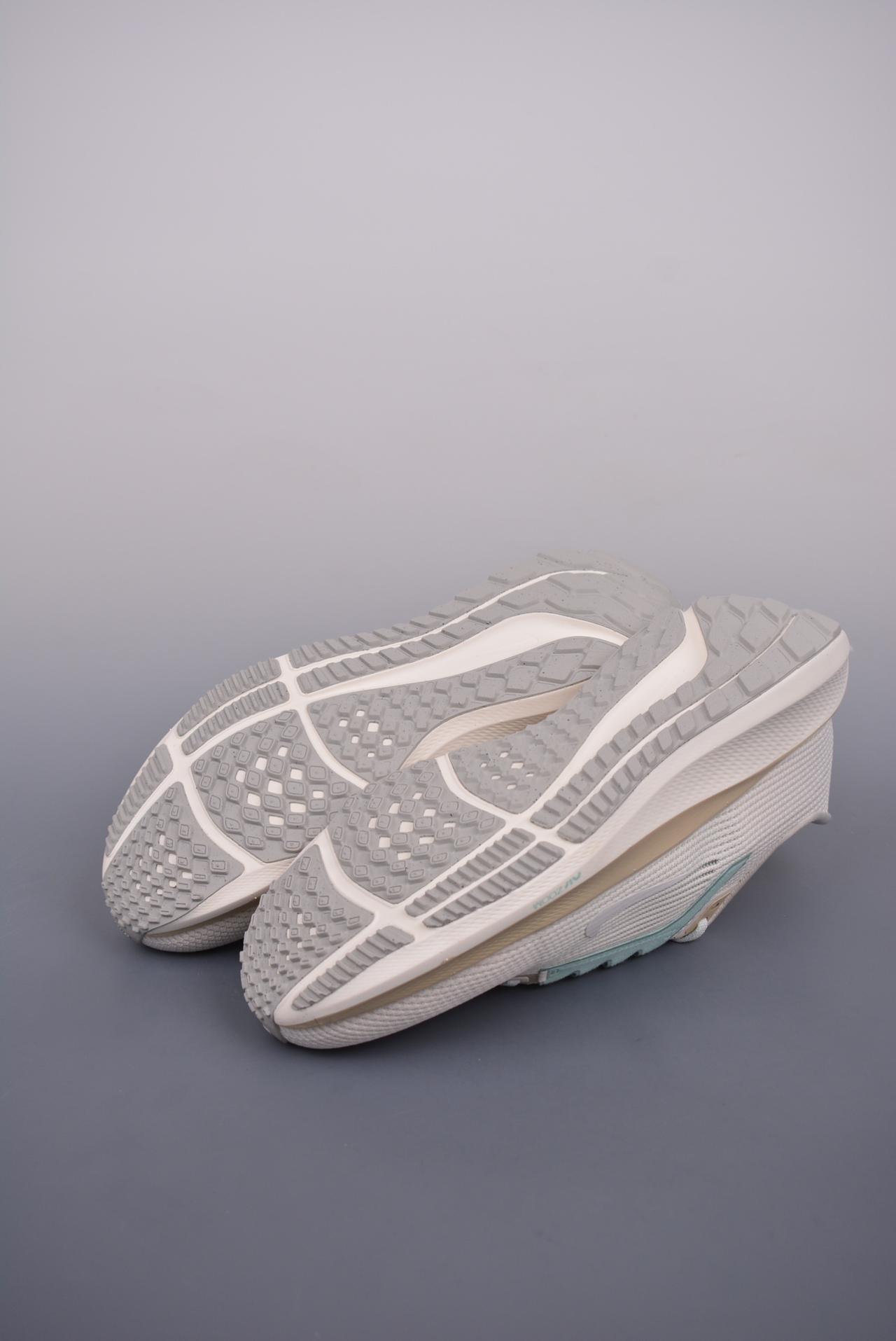 运动鞋, 跑步鞋, PE, Nike Air Zoom Pegasus 40, Nike - Nike Air Zoom Pegasus 40飞马系列 高帮跑步鞋 官方货号：DV3854 800ZR 尺码：36 36.5 37.5 38 38.5 39 40