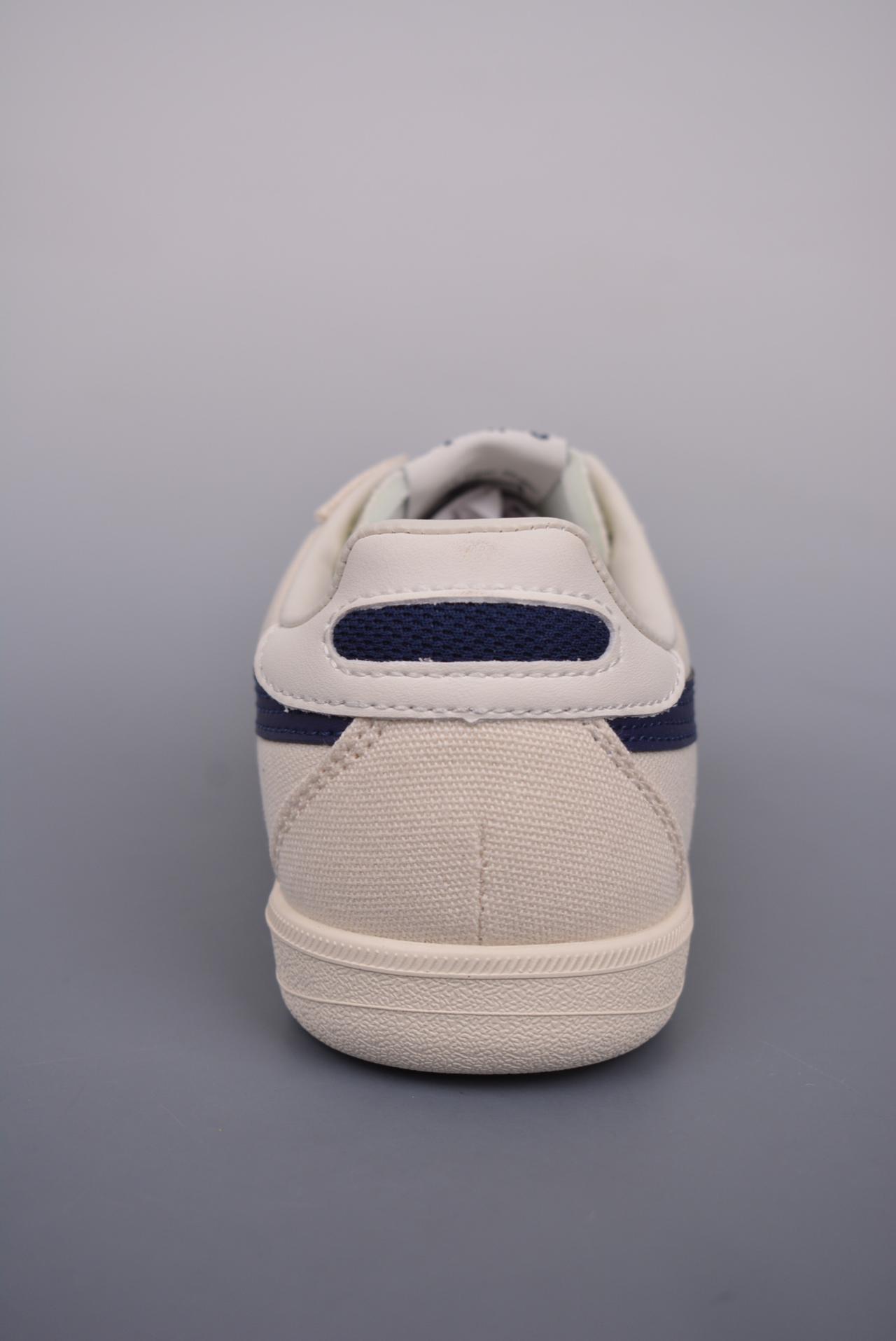 跑鞋 - Onitsuka Tiger Tokuten 低帮休闲跑鞋 鬼塚虎 布面 T-TOE前足补强设计 室内鞋的橡胶大底元素 长靴 黑白色 货号: 1183A862 201HLD 尺码: 36-45