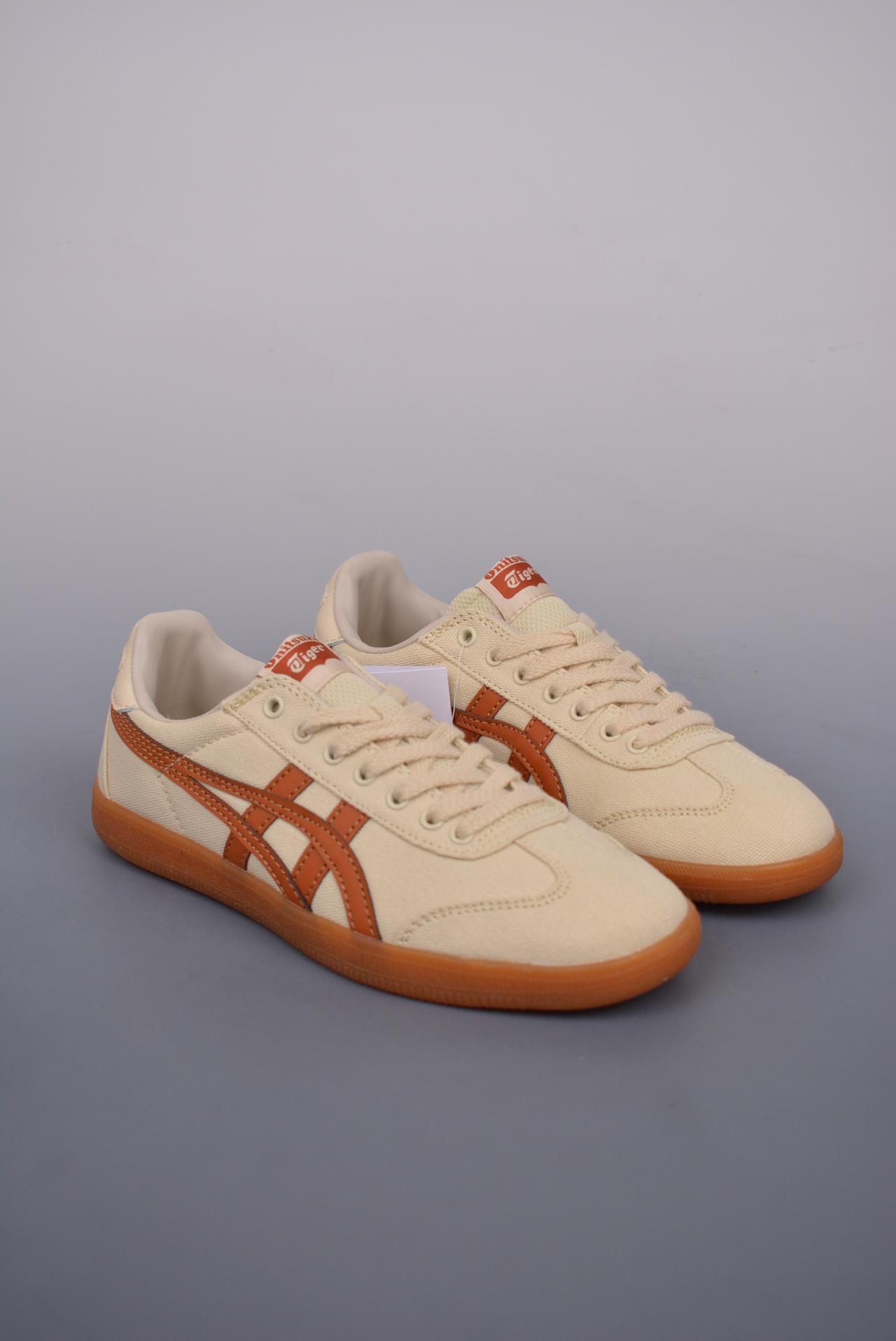 运动鞋, 跑鞋 - Onitsuka Tiger Tokuten 低帮休闲跑鞋 鬼塚虎 布面 灰色 货号: 1183A862 200HLD