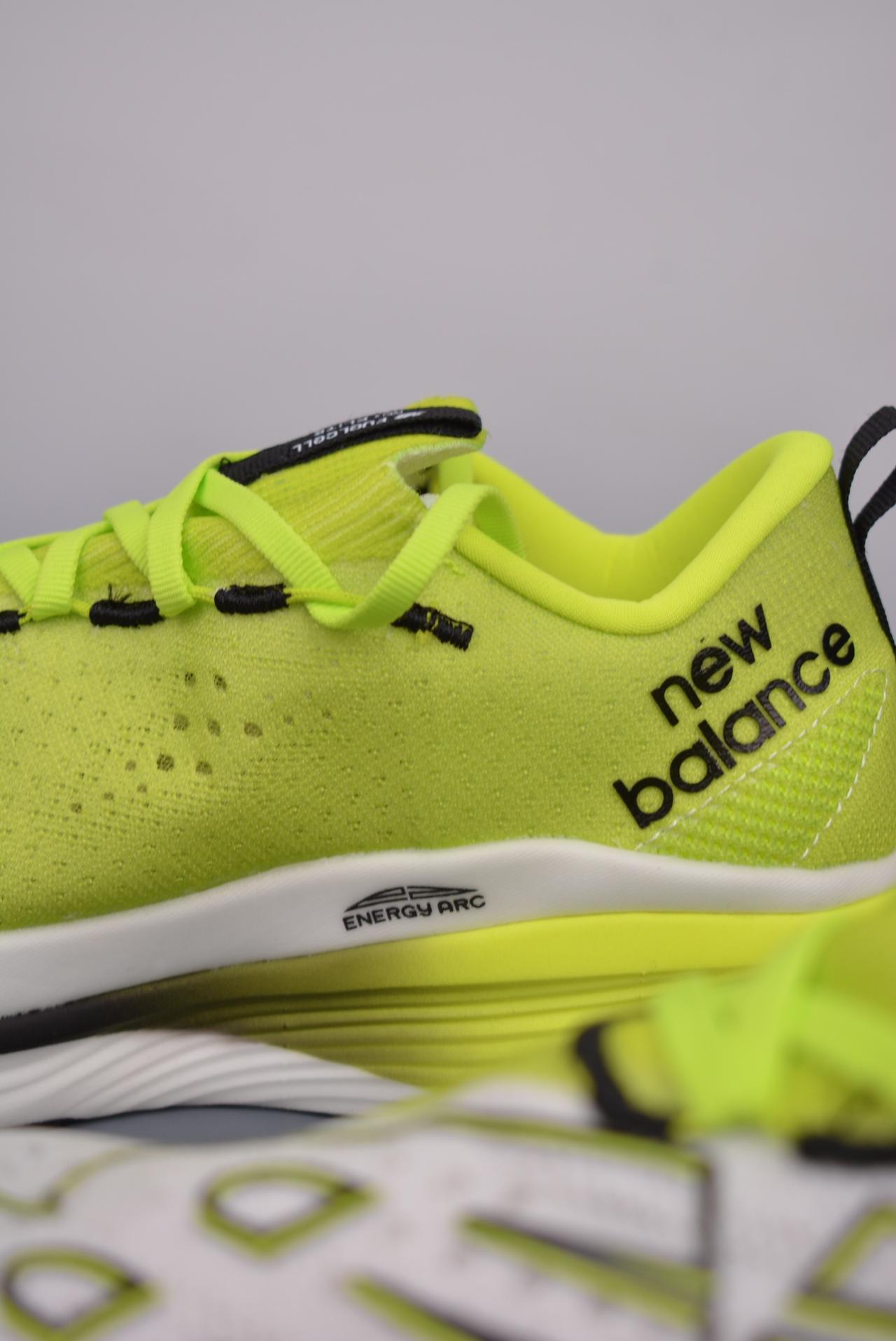 运动鞋, 跑鞋, 跑步鞋, PE, New Balance - New Balance FuelCell Supercomp Trainer V2 跑步鞋 高帮 颜色：无 官方货号：WRCELCT3OD