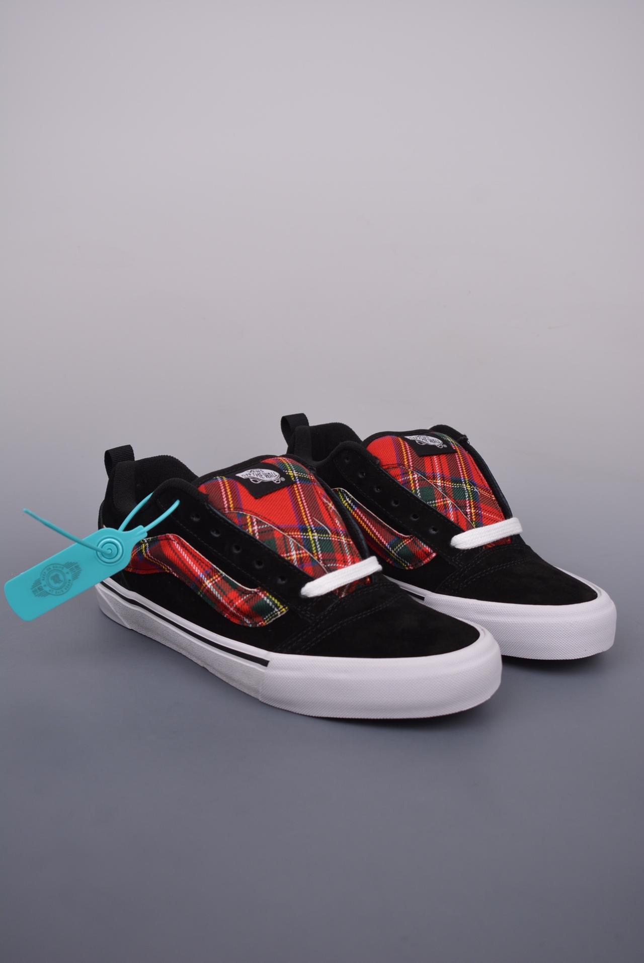 运动鞋, Vans, RO, Knu Skool - Vans Classics Knu Skool 土豆鞋 低帮面包鞋 中国红 货号：VN000CRPBRO