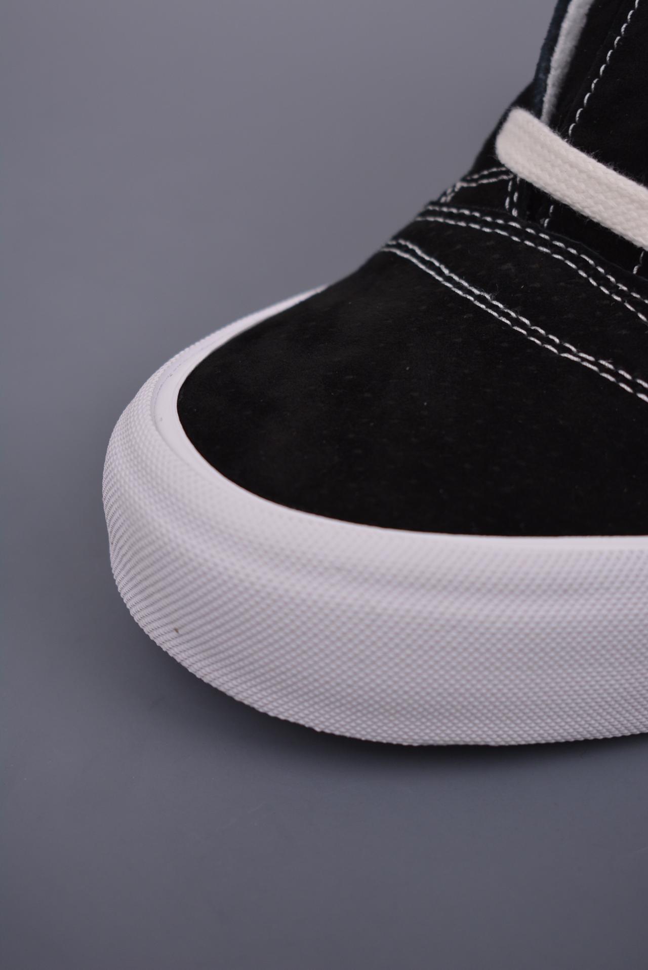 运动鞋, 服装, Vans, Knu Skool - Vans Classics Knu Skool 面包鞋
Imran Potato与Vans联名超火的土豆鞋