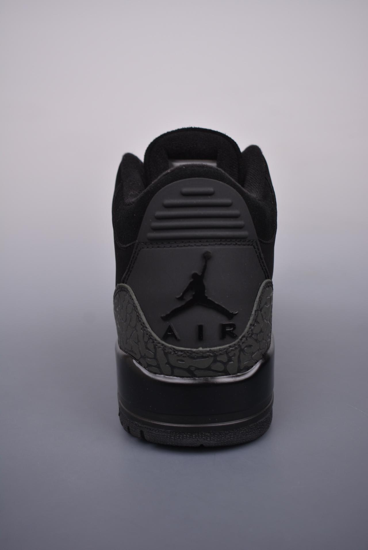 运动鞋, RO, Jordan, Air Jordan 3 Retro, Air Jordan 3, Air Jordan - Air Jordan 3 Retro Low 鞋帮高度：低帮 系列：Retro 品牌：Air Jordan 鞋子类型：运动鞋 颜色：无 货号：CK9246 168B
