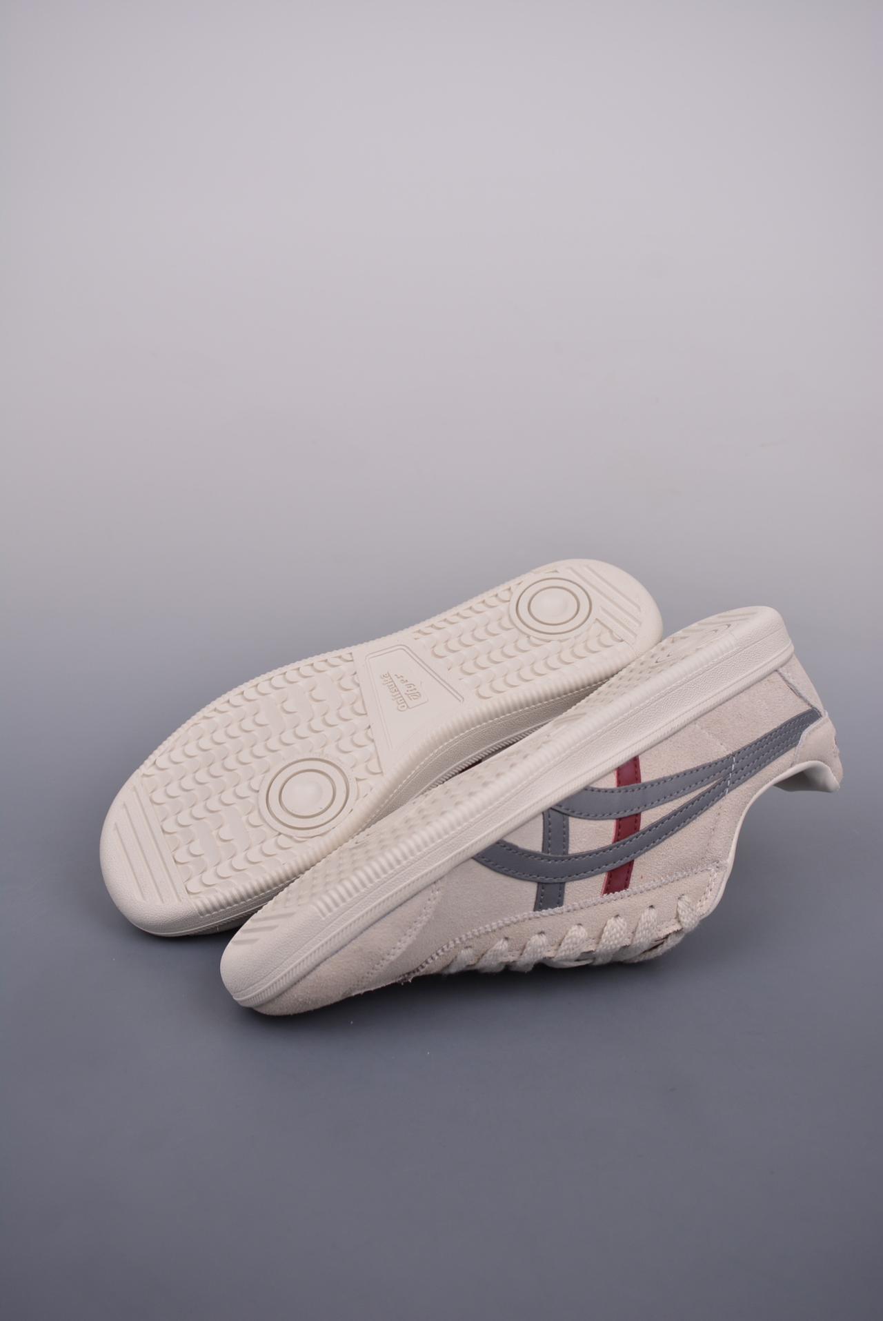 跑鞋 - Onitsuka Tiger Tokuten 休闲跑鞋 低帮 灰色 货号: 1183A907HLD