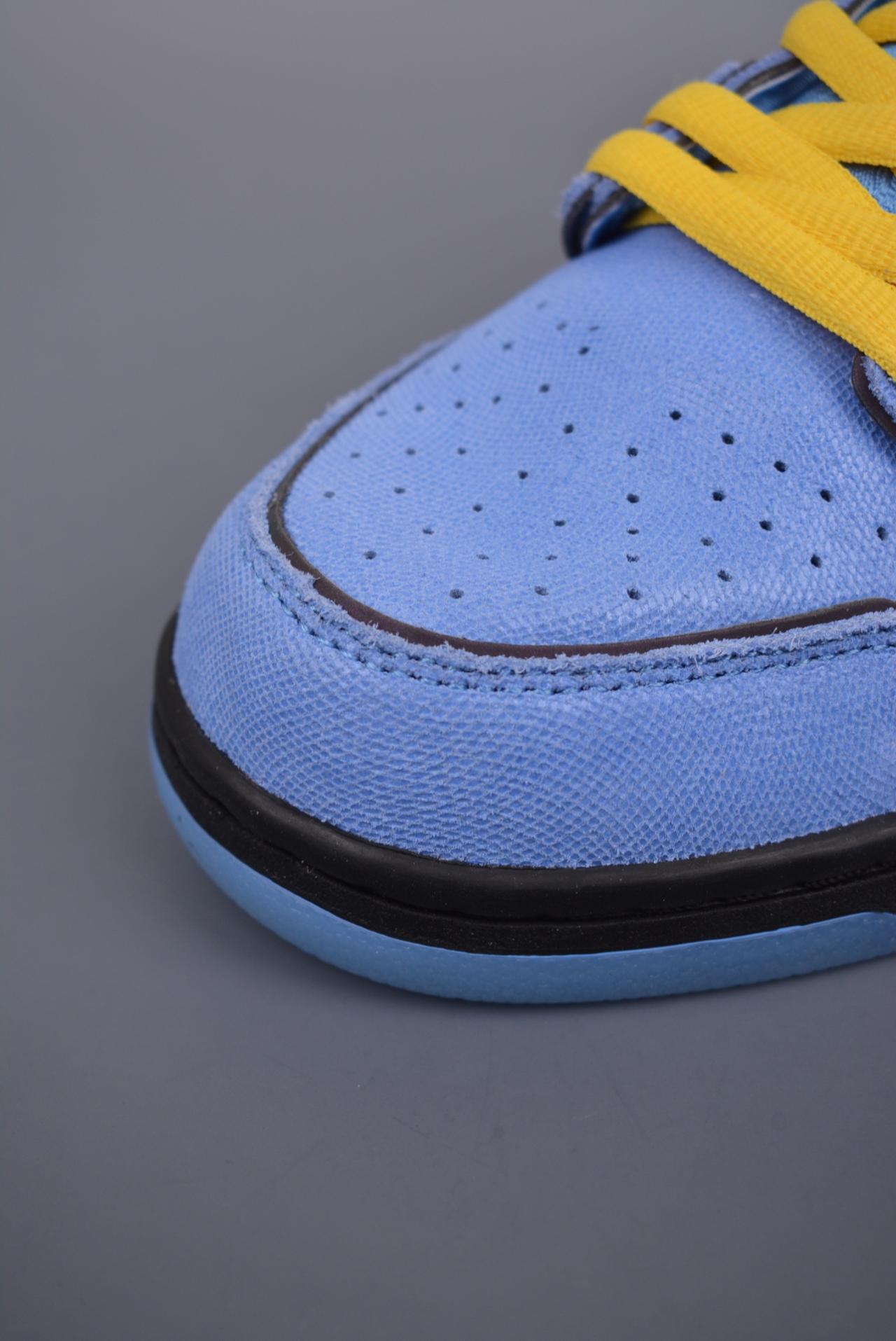 运动鞋, Nike, Dunk SB Low, Dunk SB, Dunk - Nike Dunk SB Low 飞天小女警联名 泡泡浅蓝 纯原大厂出品 极力推荐 顶级版本 原装头层材料 独家版型蒸餾加工 清洁度 电绣工艺 皮料切割干净无任何毛边 细节完美 官方货号：FZ8320 400NCC 尺码：36 36.5 37.5 38 38.5 39 40 40.5 41 42 42.5 43 44 44.5 45 46 47.5