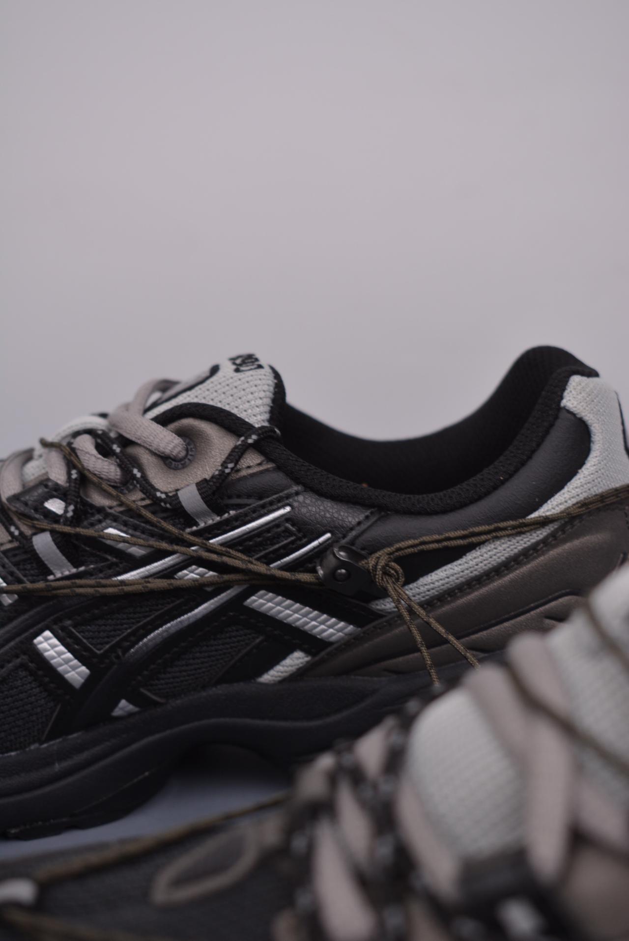 运动鞋, 跑鞋, NB - Anderssonbell X Asics GEL-1090 联名款 运动鞋 高帮 货号：1203A115SH