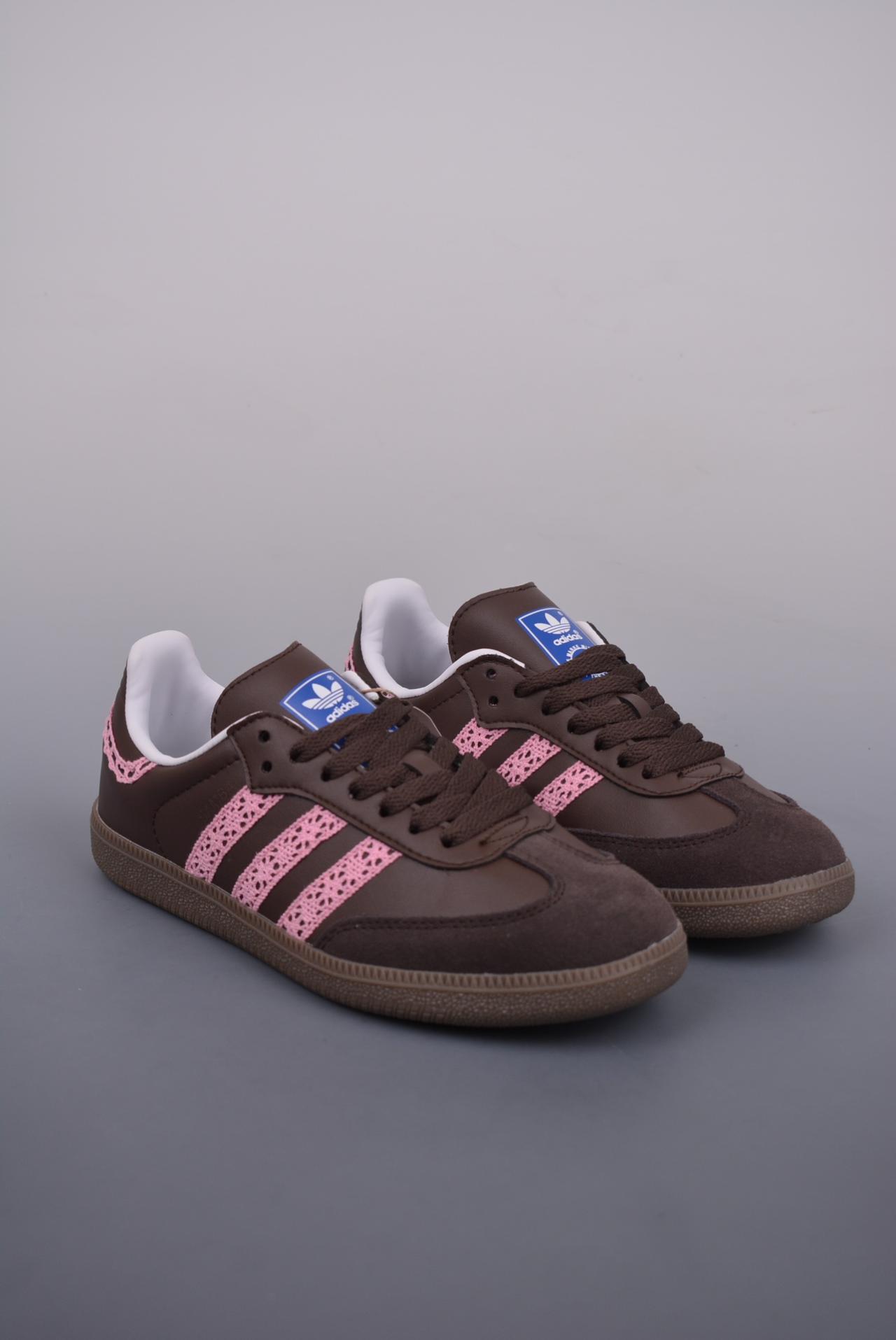 运动鞋, 三叶草, Samba OG, adidas Samba, adidas - Adidas Samba OG 三叶草 鞋子类型：桑巴纪念日系列 鞋帮高度：低帮 颜色：红色 白色 货号：IG1024HS