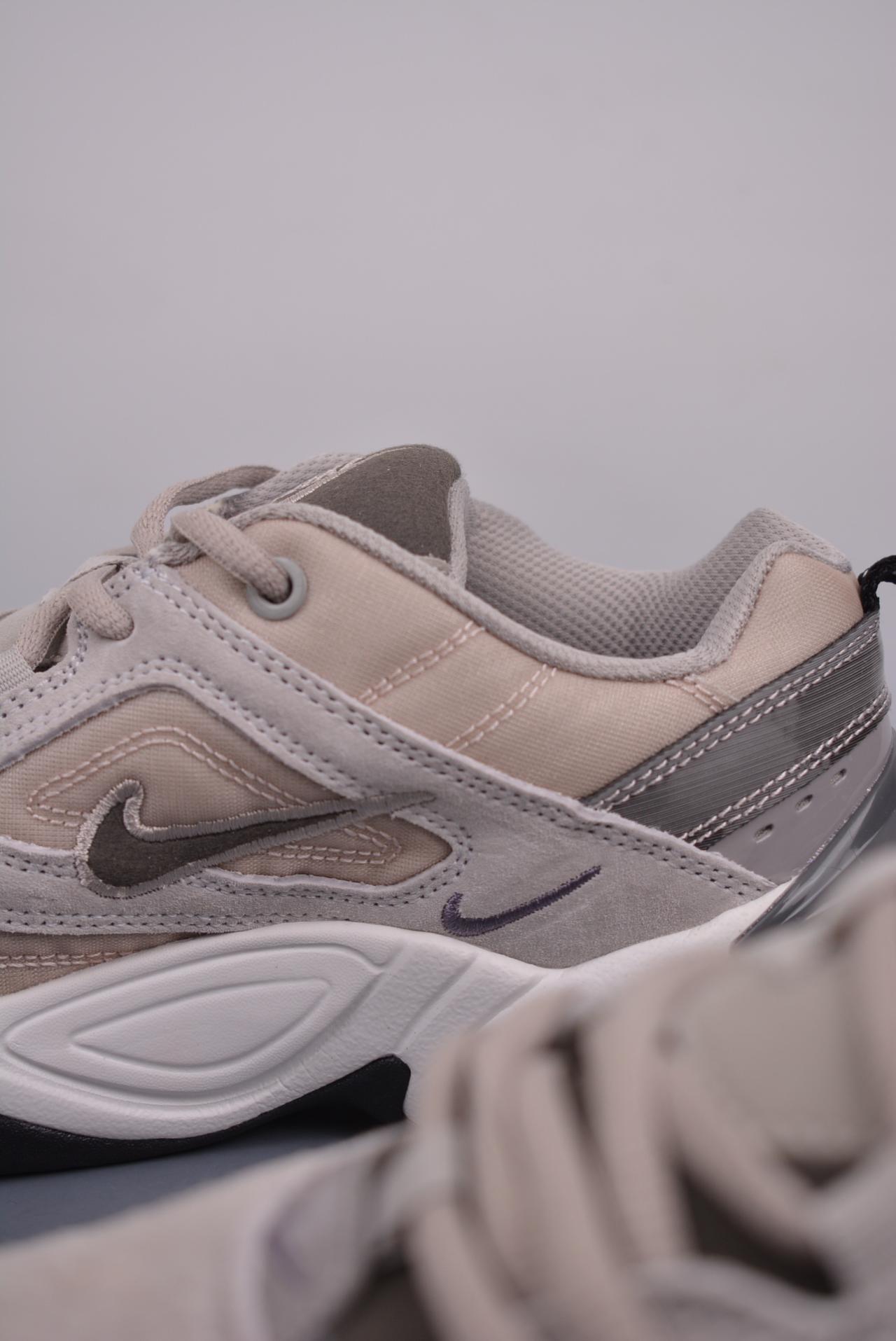 运动鞋 - Air Monarch the M2K Tekno 
客供原厂模具 指定材料
全市场唯一使用后跟定型机器 
内附专柜防尘纸，客户可直接充正销售
官方货号: BV7075 001LF
Size：35.5 36 36.5 37.5 38 38.5 39 40 40.5 41 42 42.5 43 44 44.5 45