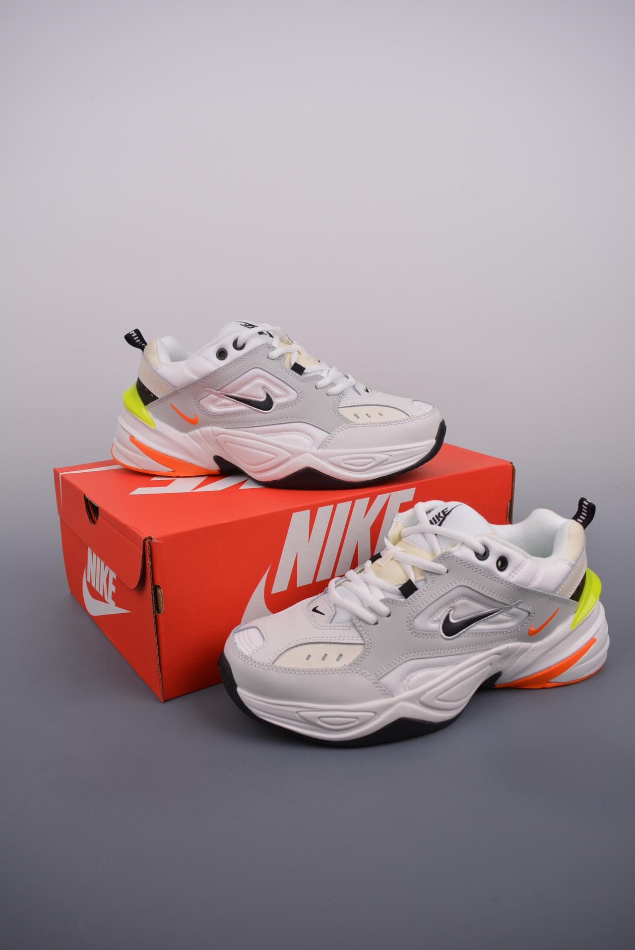 运动鞋, 服装 - Air Monarch the M2K Tekno 
客供原厂模具 指定材料
全市场唯一使用后跟定型机器 
内附专柜防尘纸，客户可直接充正销售
官方货号: AV4789 004LF
Size：35.5 36 36.5 37.5 38 38.5 39 40 40.5 41 42 42.5 43 44 44.5 45