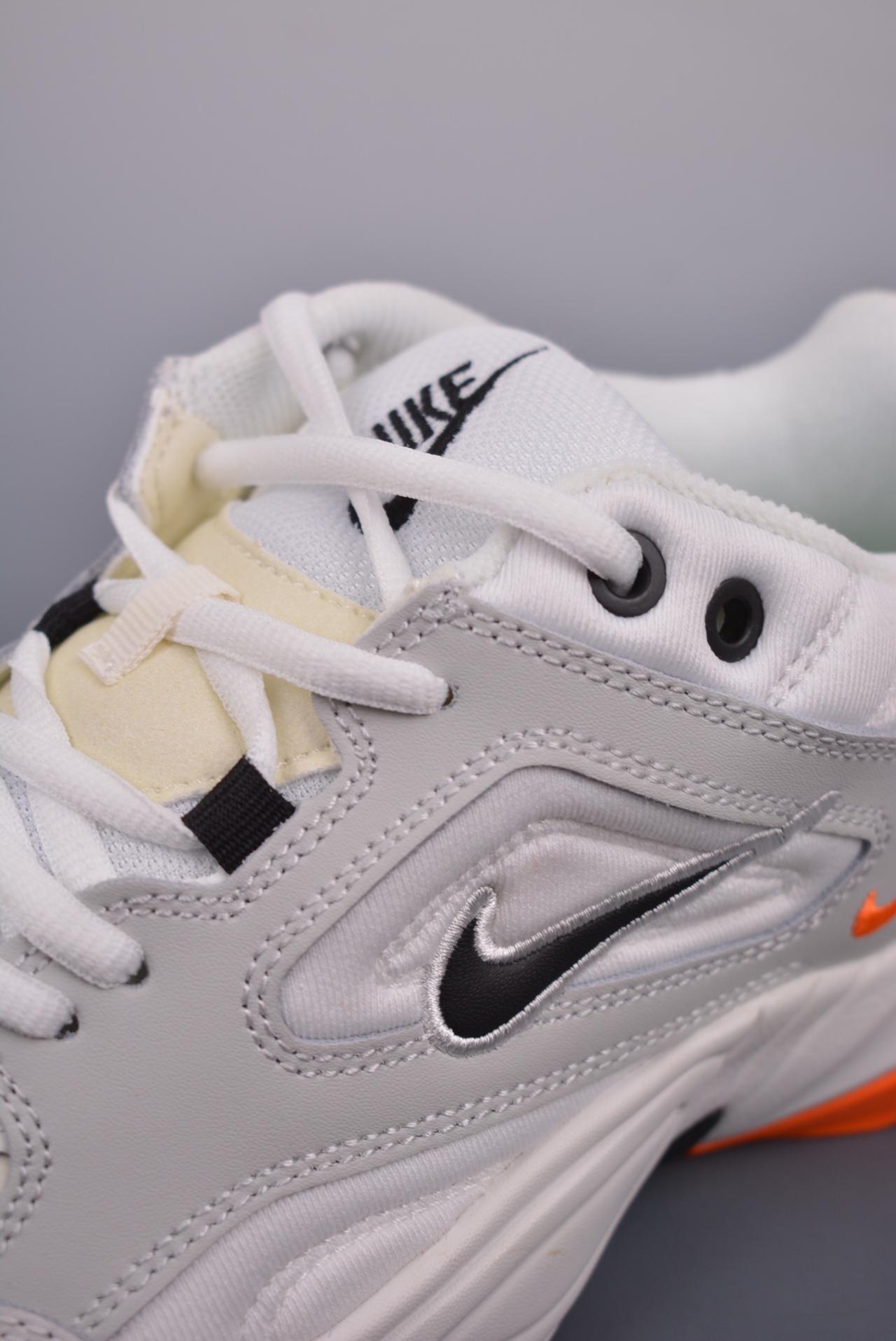 运动鞋, 服装 - Air Monarch the M2K Tekno 
客供原厂模具 指定材料
全市场唯一使用后跟定型机器 
内附专柜防尘纸，客户可直接充正销售
官方货号: AV4789 004LF
Size：35.5 36 36.5 37.5 38 38.5 39 40 40.5 41 42 42.5 43 44 44.5 45