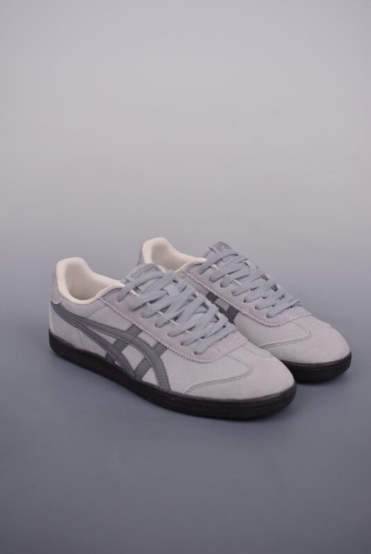 跑鞋 - Onitsuka Tiger Tokuten 低帮休闲跑鞋 鬼塚虎 特有的品牌logo标志 灰色 官方货号: 1183A907 021DX 尺码: 36-44