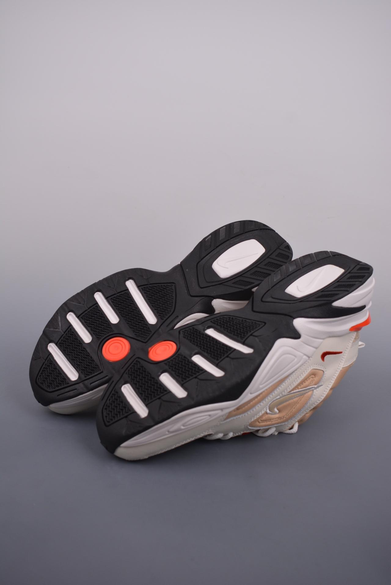 运动鞋 - Air Monarch the M2K Tekno - 这是鞋子的全称。