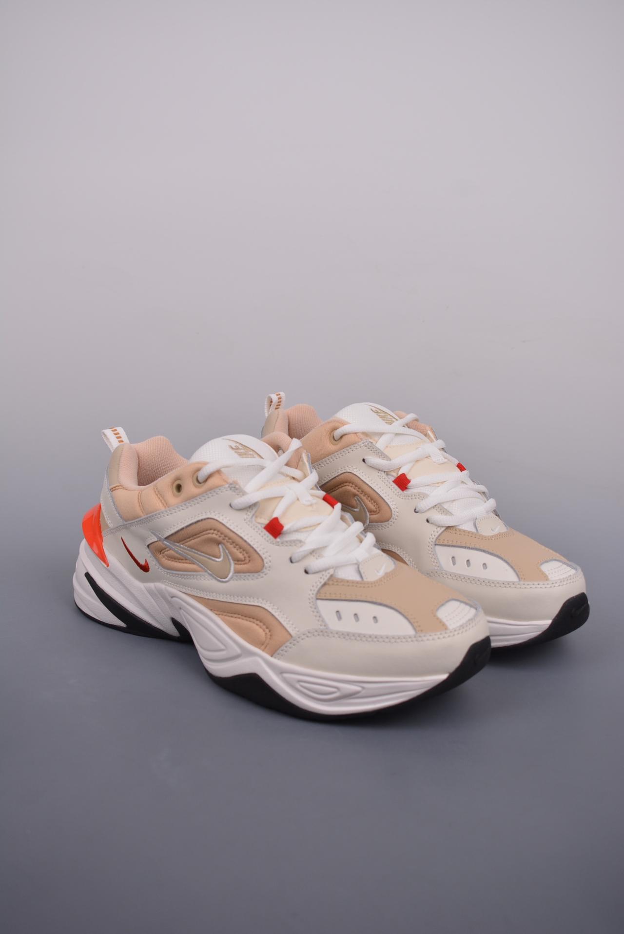 运动鞋 - Air Monarch the M2K Tekno - 这是鞋子的全称。