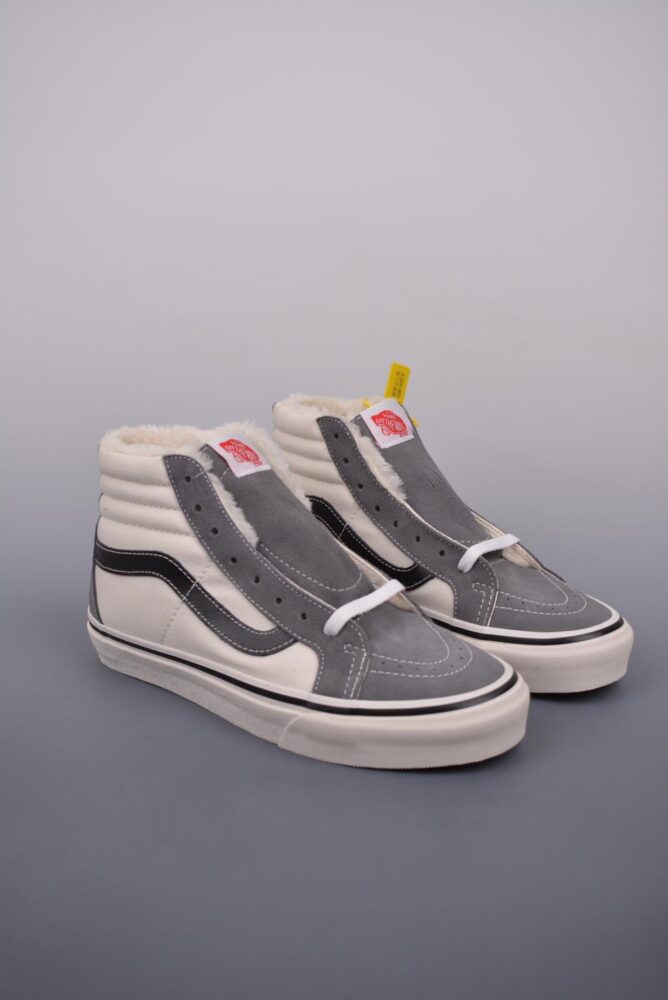 Vans Sk8-Hi 安纳海姆 秋冬加绒系列高帮休闲板鞋 官方货号: VN0A38GFUQ1 运动鞋, 板鞋, 休闲板鞋, Vans Sk8-Hi, Vans - Vans Sk8-Hi 安纳海姆 秋冬加绒系列高帮休闲板鞋 官方货号: VN0A38GFUQ1