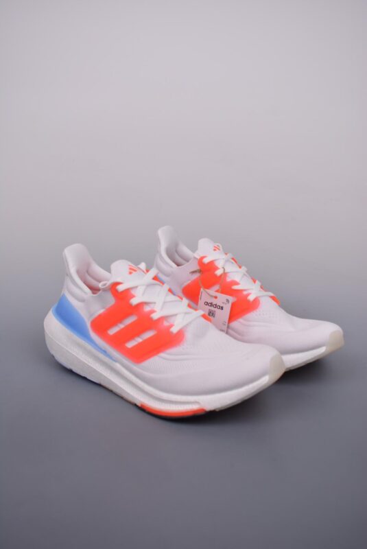 跑步鞋, Ultra Boost, adidas Ultra Boost, adidas - Adidas ULTRA BOOST LIGHT 缓震运动休闲轻便透气跑步鞋 货号：H06357ZR